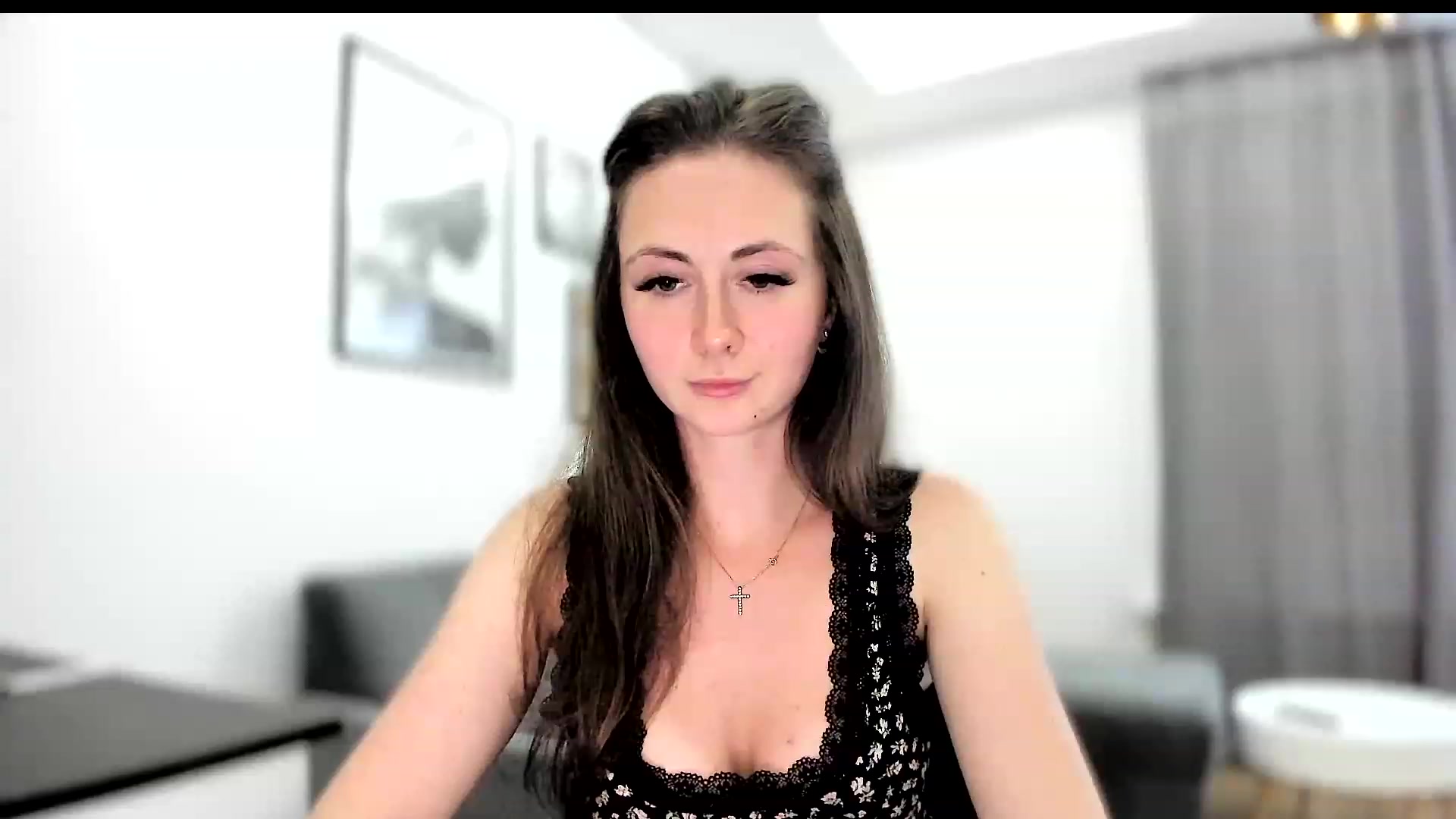 Gallery image thumbnail from Amber_Fry's myfreecams stream on, 06/05/2023, 19:00 image 3 of 20