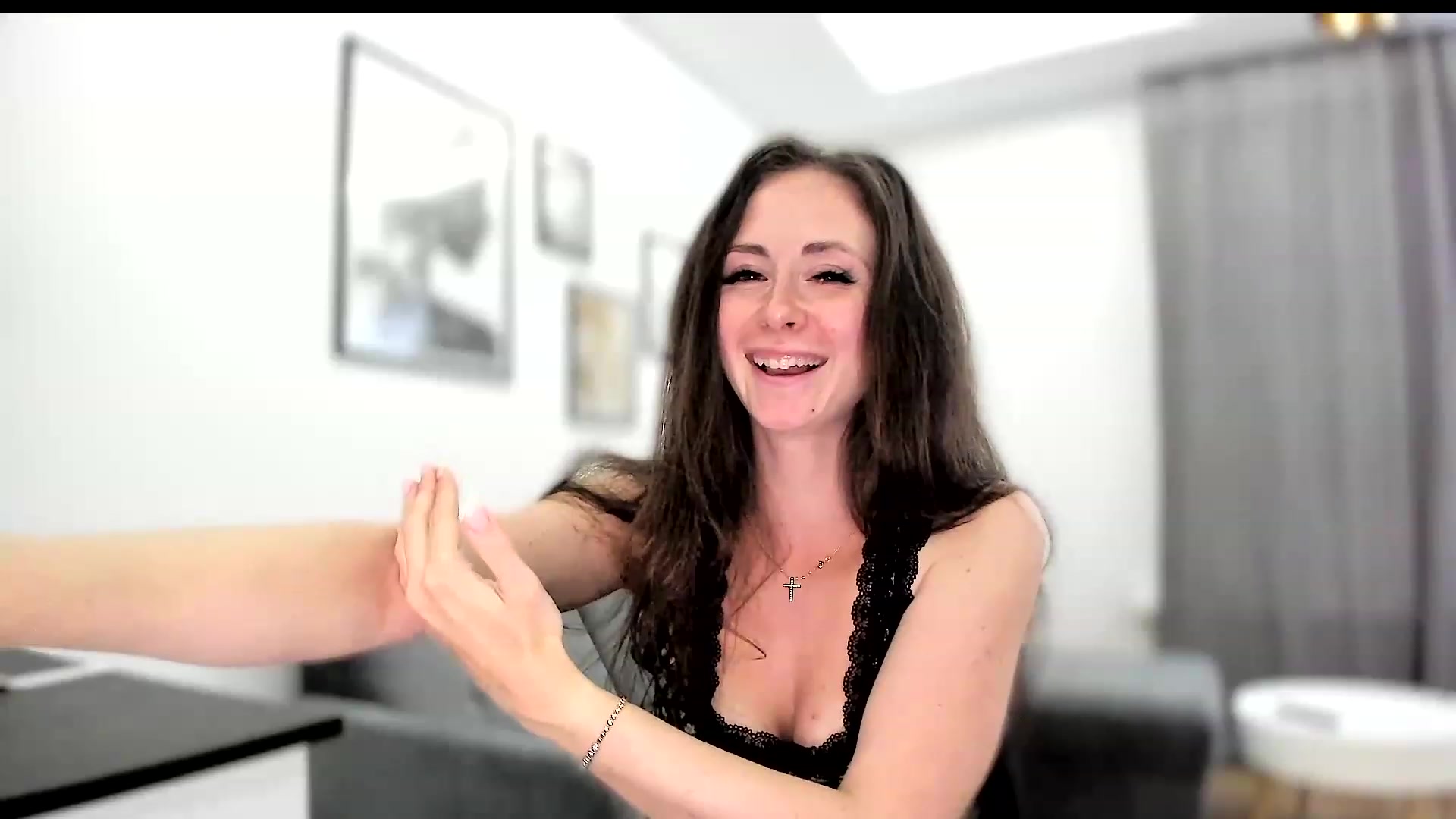 Gallery image thumbnail from Amber_Fry's myfreecams stream on, 06/05/2023, 19:00 image 8 of 20