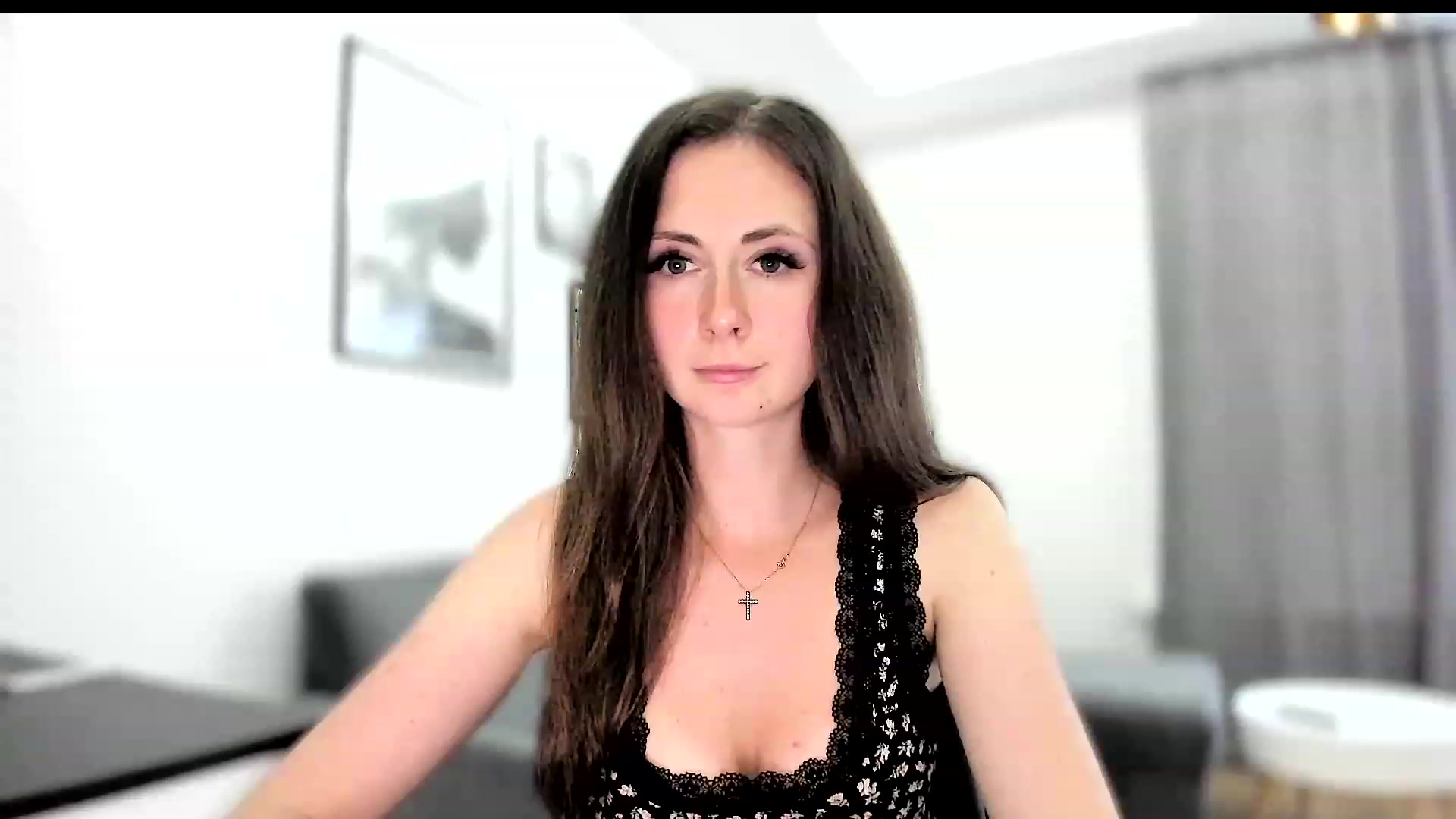 Gallery image thumbnail from Amber_Fry's myfreecams stream on, 06/05/2023, 19:00 image 2 of 20