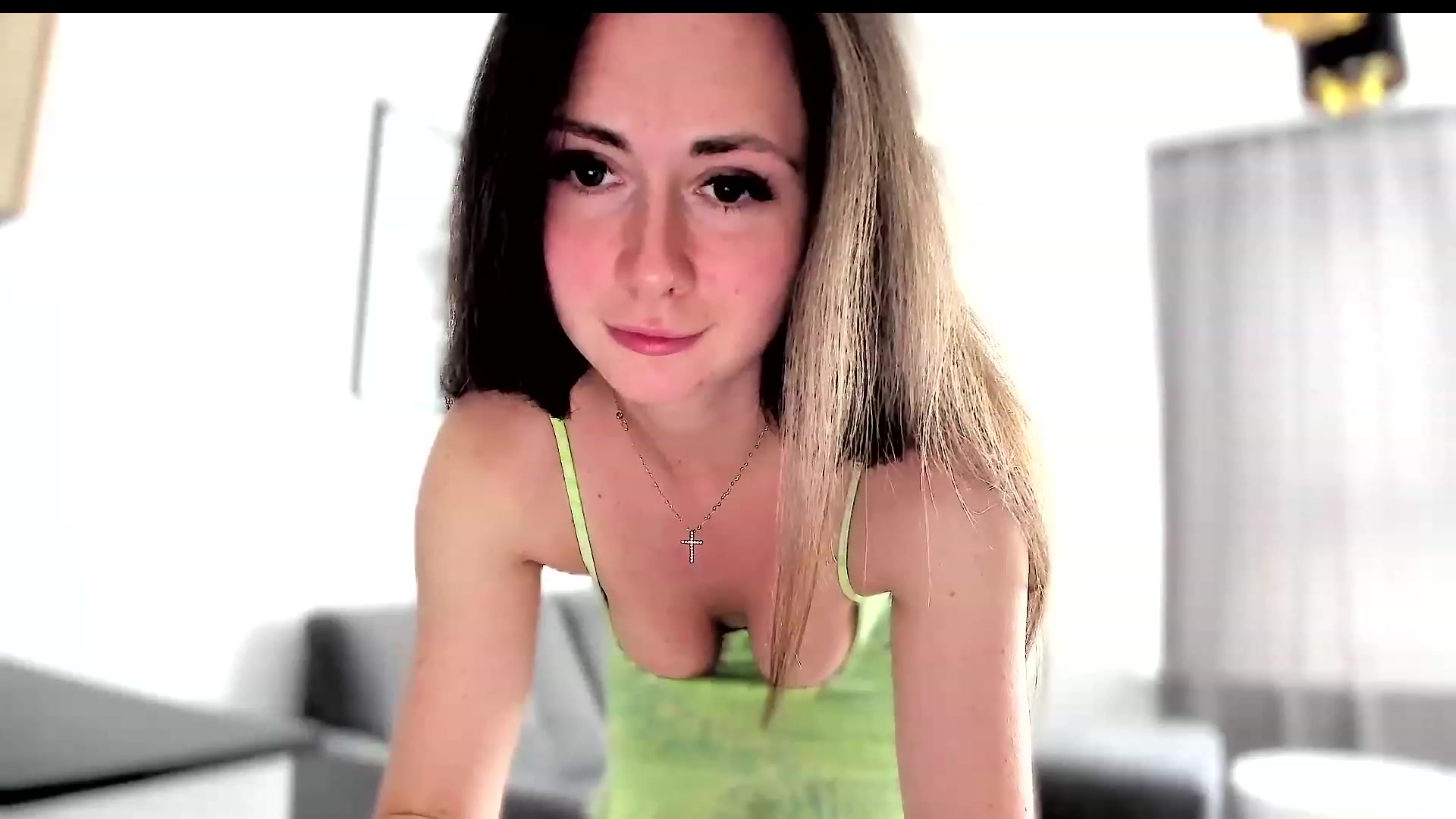 Gallery image thumbnail from Amber_Fry's myfreecams stream on, 06/06/2023, 11:49 image 6 of 20