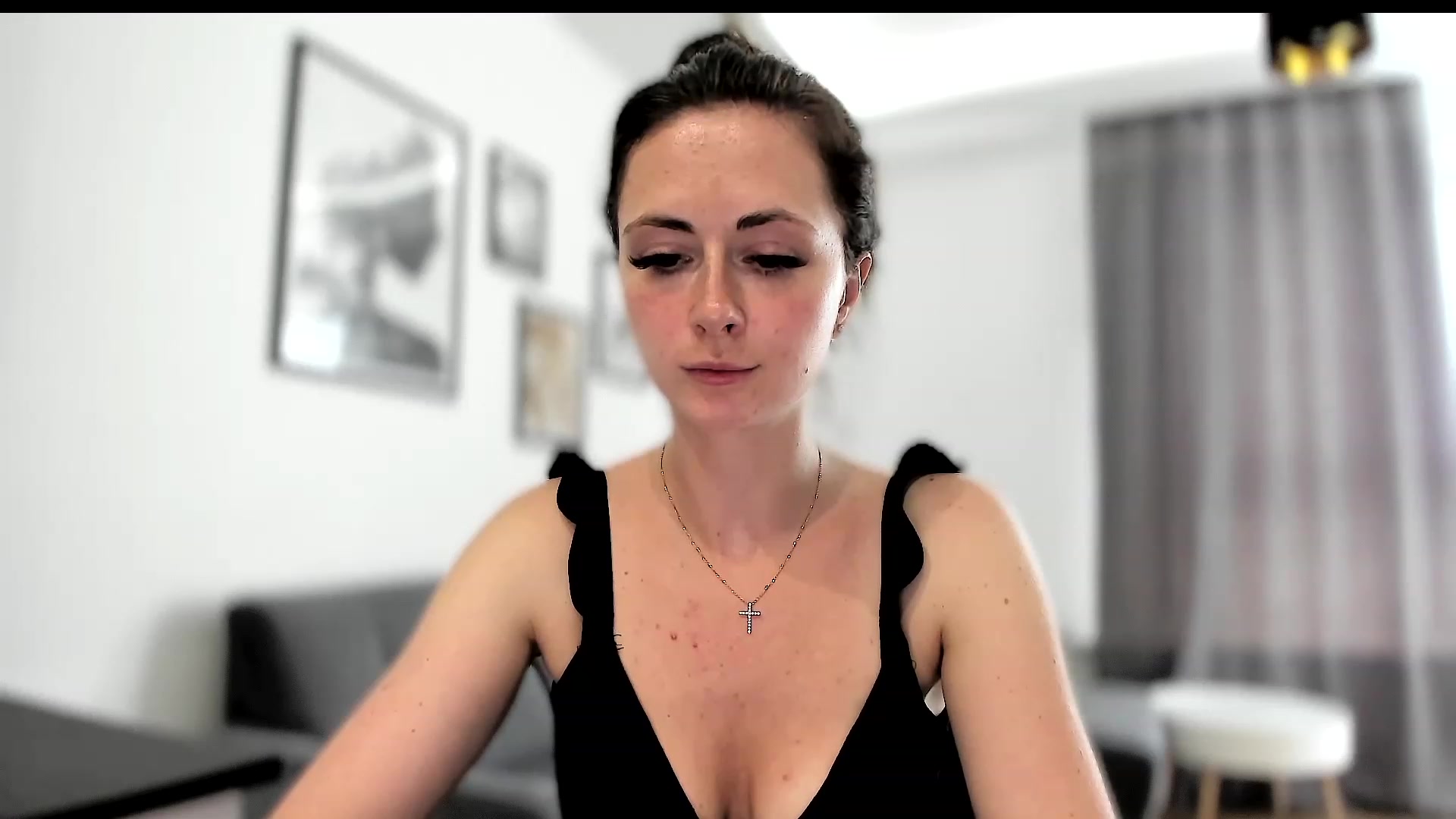 Gallery image thumbnail from Amber_Fry's myfreecams stream on, 06/09/2023, 17:08 image 11 of 20