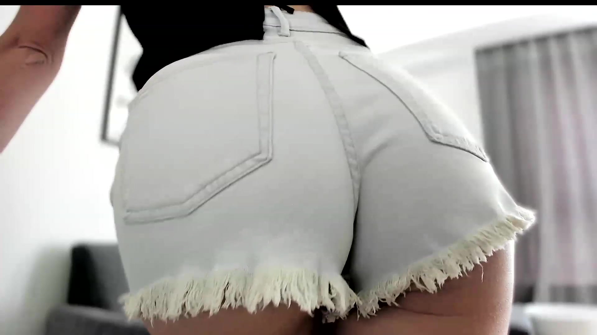 Gallery image thumbnail from Amber_Fry's myfreecams stream on, 06/09/2023, 17:08 image 2 of 20