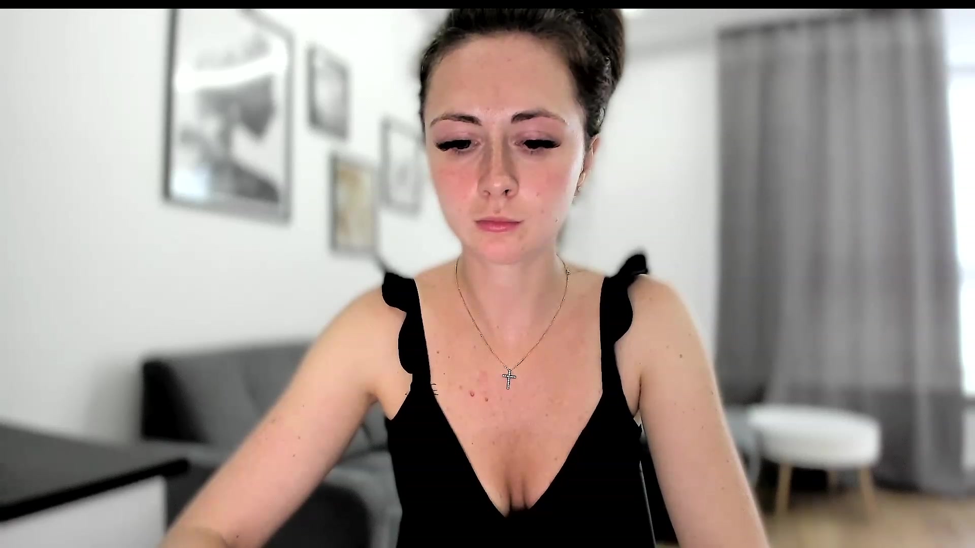 Gallery image thumbnail from Amber_Fry's myfreecams stream on, 06/09/2023, 18:23 image 10 of 20