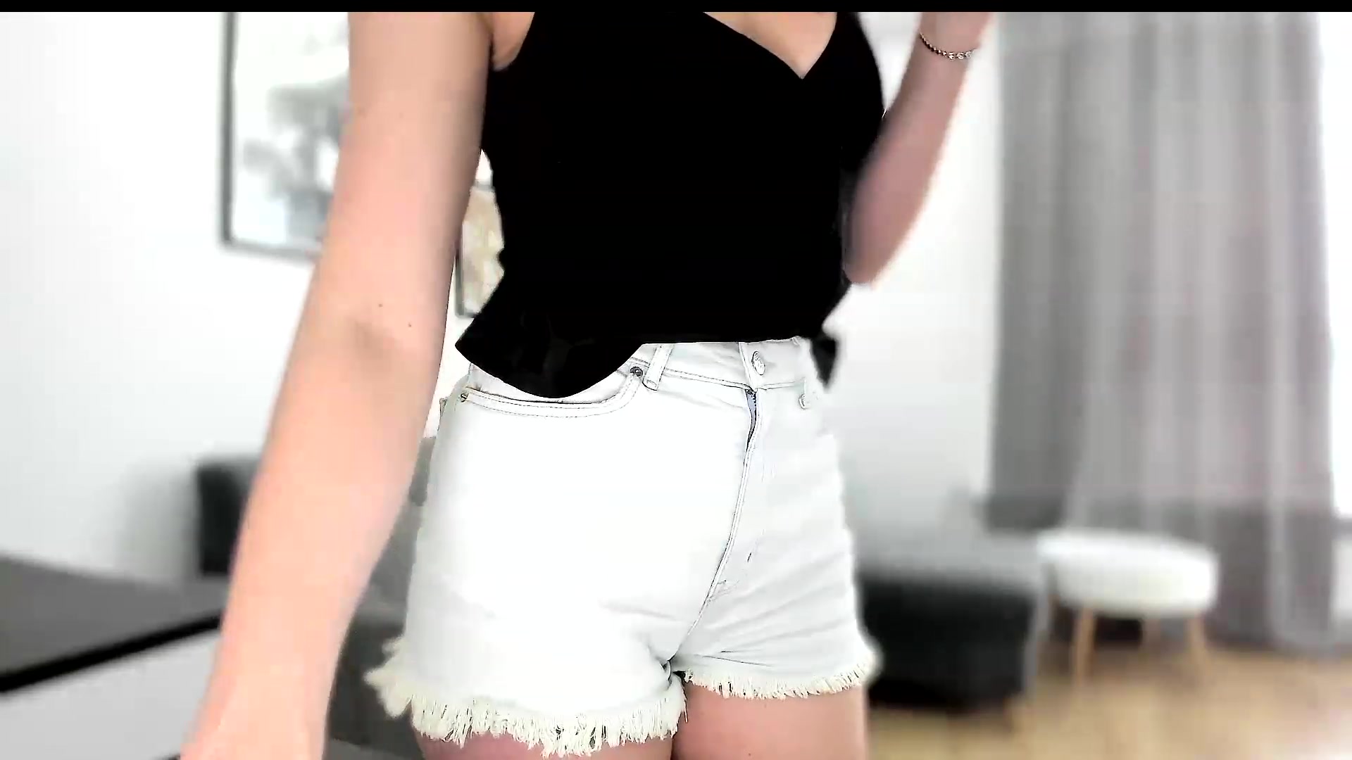 Gallery image thumbnail from Amber_Fry's myfreecams stream on, 06/09/2023, 18:23 image 5 of 20