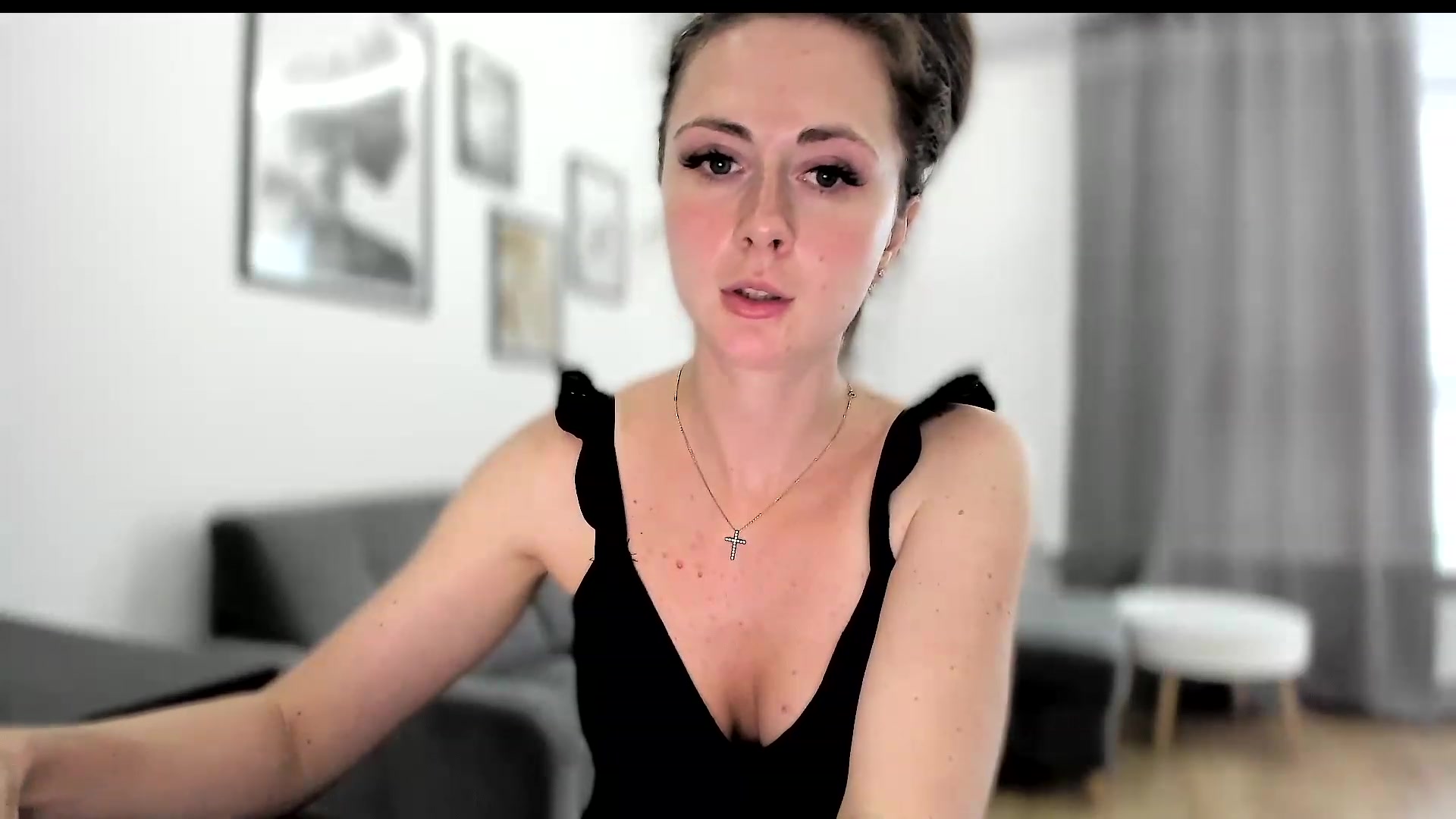Gallery image thumbnail from Amber_Fry's myfreecams stream on, 06/09/2023, 18:23 image 9 of 20