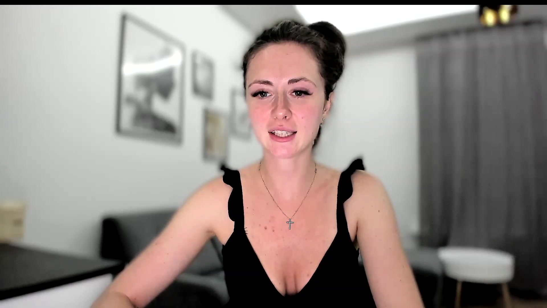 Gallery image thumbnail from Amber_Fry's myfreecams stream on, 06/09/2023, 19:20 image 20 of 20