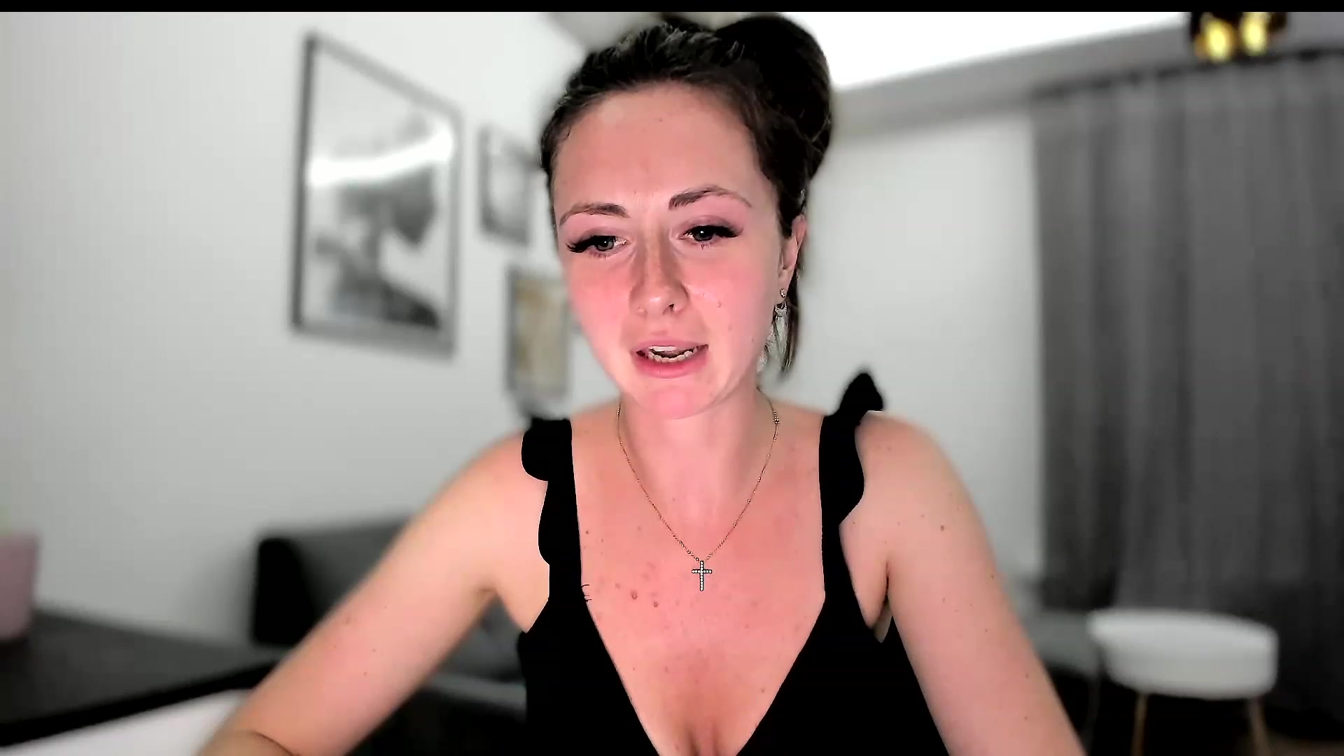 Gallery image thumbnail from Amber_Fry's myfreecams stream on, 06/09/2023, 19:20 image 13 of 20