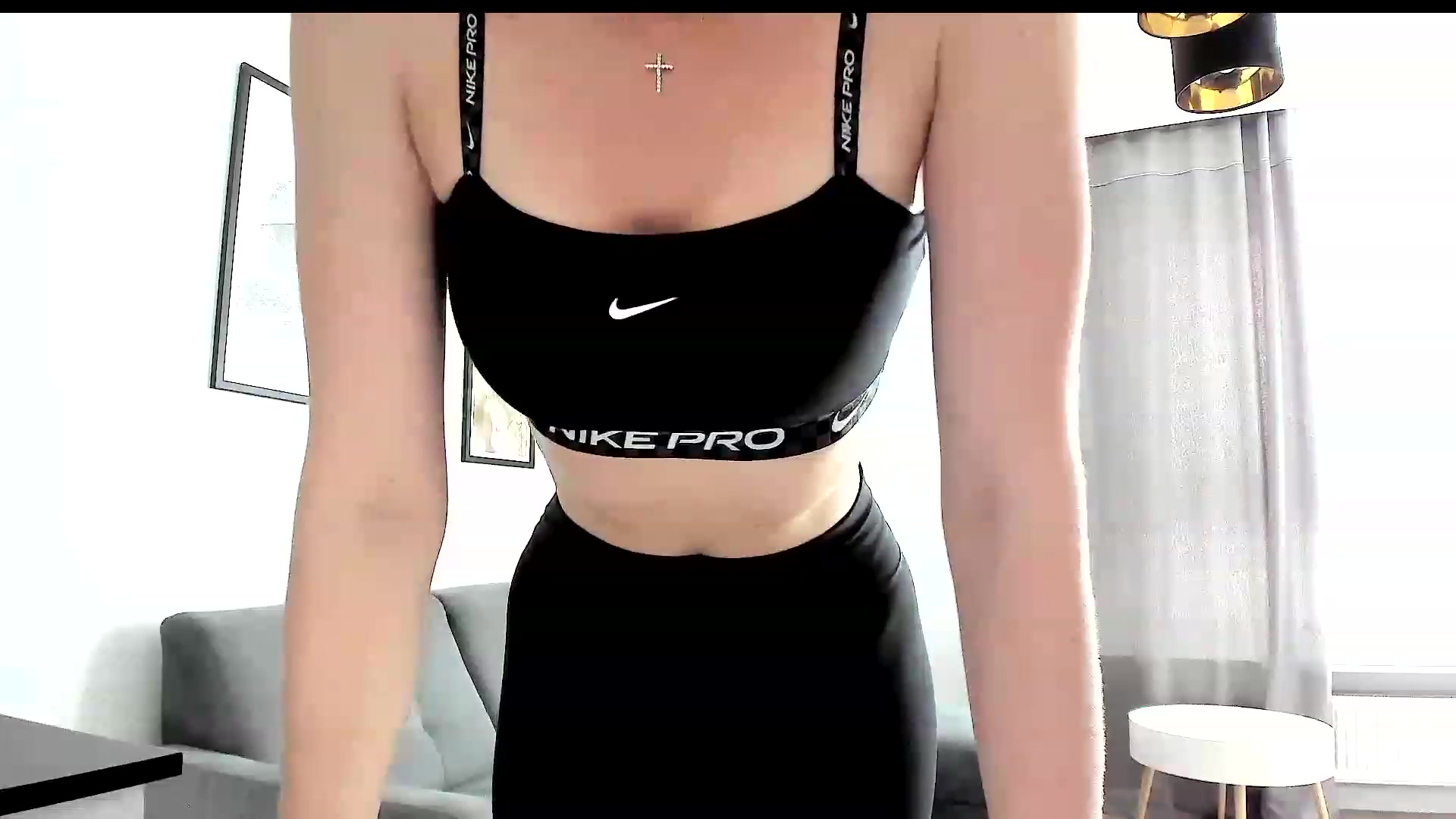 Gallery image thumbnail from Amber_Fry's myfreecams stream on, 06/10/2023, 13:43 image 17 of 20