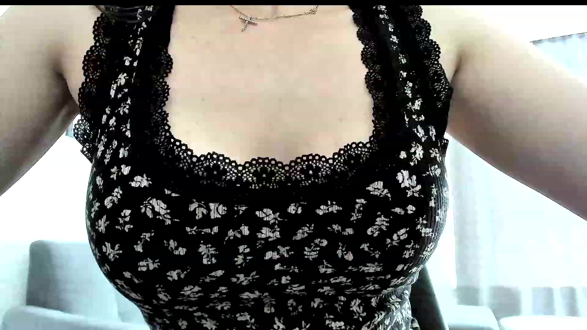 Gallery image thumbnail from Amber_Fry's myfreecams stream on, 06/15/2023, 15:08 image 3 of 20
