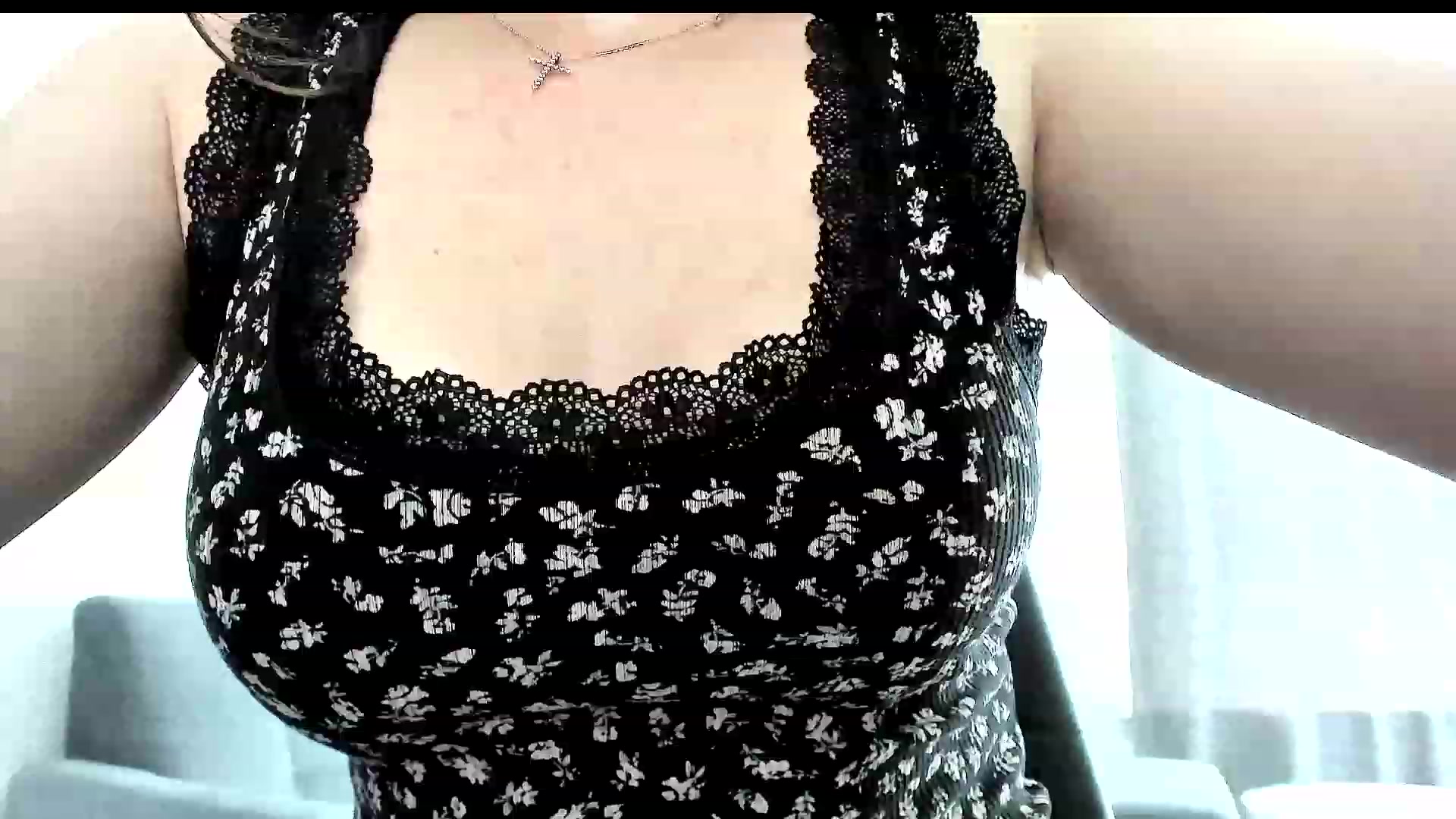 Gallery image thumbnail from Amber_Fry's myfreecams stream on, 06/15/2023, 15:08 image 4 of 20