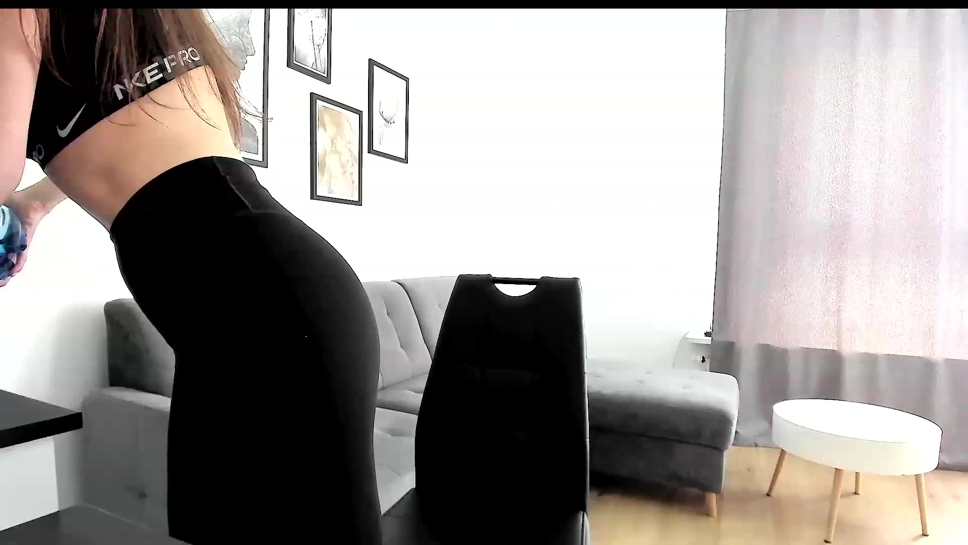 Gallery image thumbnail from Amber_Fry's myfreecams stream on, 06/16/2023, 14:42 image 15 of 20