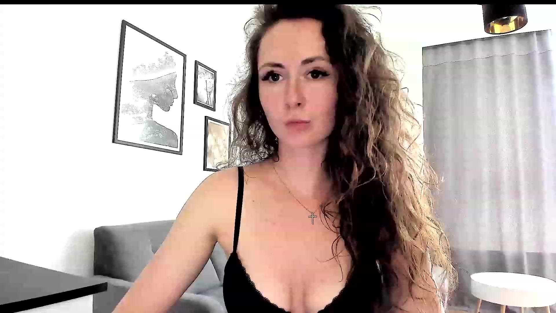 Gallery image thumbnail from Amber_Fry's myfreecams stream on, 06/18/2023, 12:20 image 18 of 20