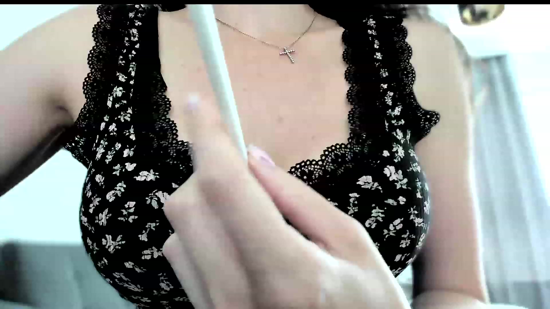 Gallery image thumbnail from Amber_Fry's myfreecams stream on, 06/21/2023, 11:40 image 4 of 20