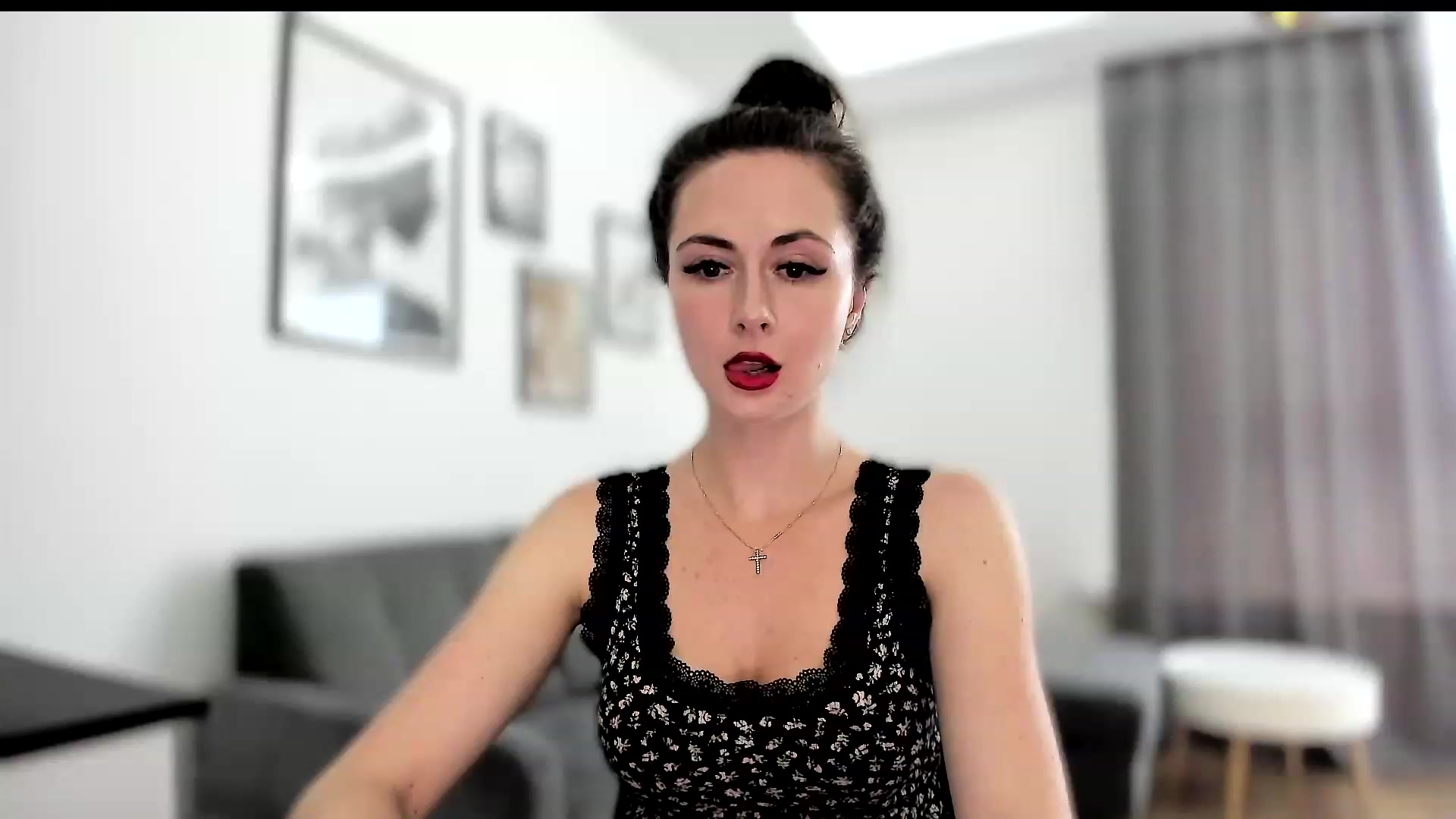 Gallery image thumbnail from Amber_Fry's myfreecams stream on, 06/21/2023, 11:40 image 20 of 20
