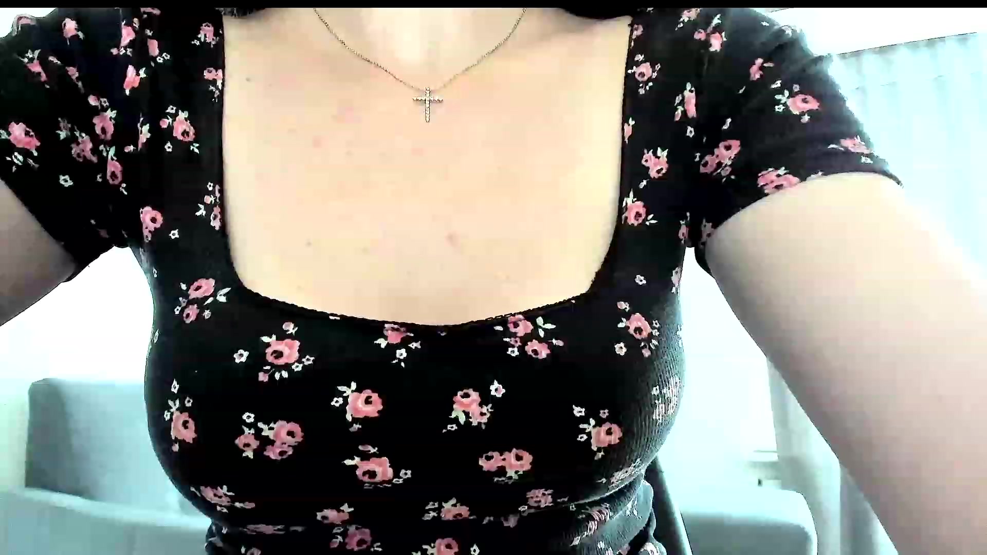 Gallery image thumbnail from Amber_Fry's myfreecams stream on, 06/22/2023, 13:44 image 15 of 20