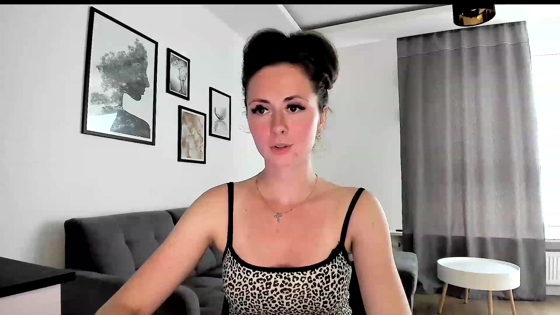 Gallery image thumbnail from Amber_Fry's myfreecams stream on, 06/24/2023, 15:33 image 12 of 20