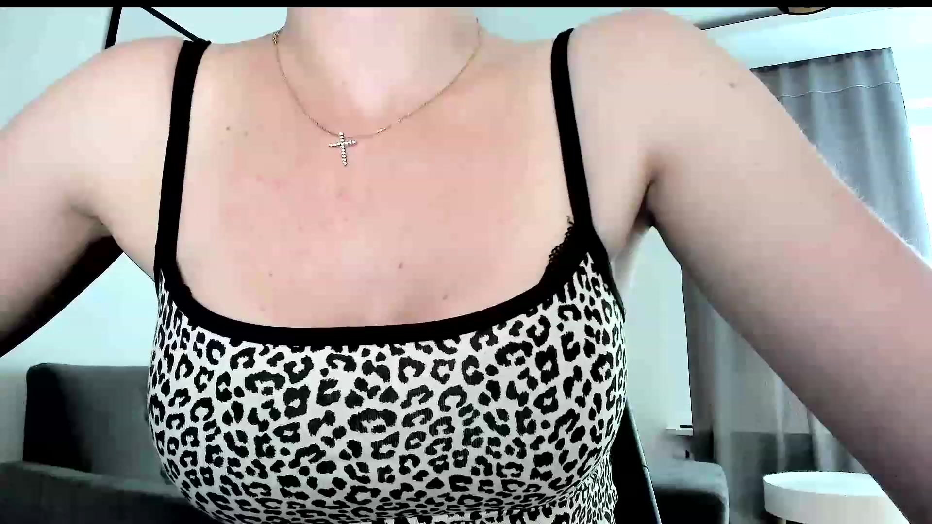 Gallery image thumbnail from Amber_Fry's myfreecams stream on, 06/24/2023, 15:33 image 18 of 20