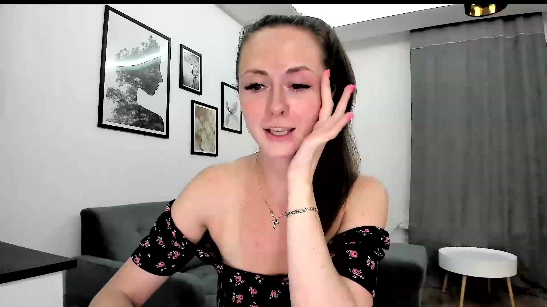 Gallery image thumbnail from Amber_Fry's myfreecams stream on, 07/05/2023, 19:29 image 16 of 20