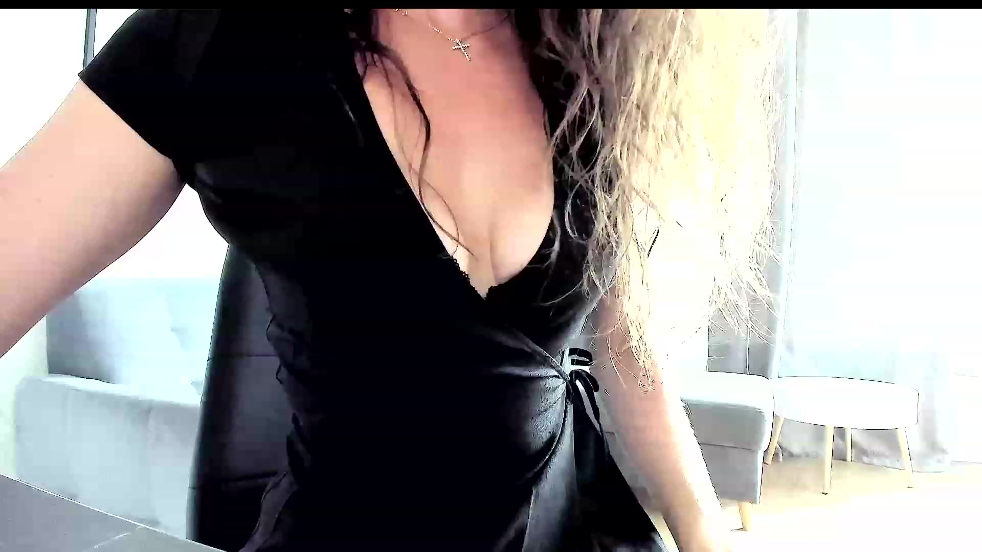 Gallery image thumbnail from Amber_Fry's myfreecams stream on, 07/25/2023, 13:53 image 11 of 20