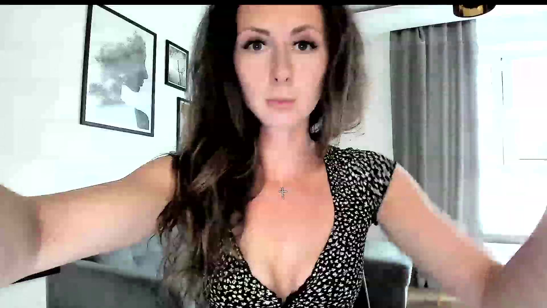 Gallery image thumbnail from Amber_Fry's myfreecams stream on, 07/26/2023, 16:06 image 15 of 20
