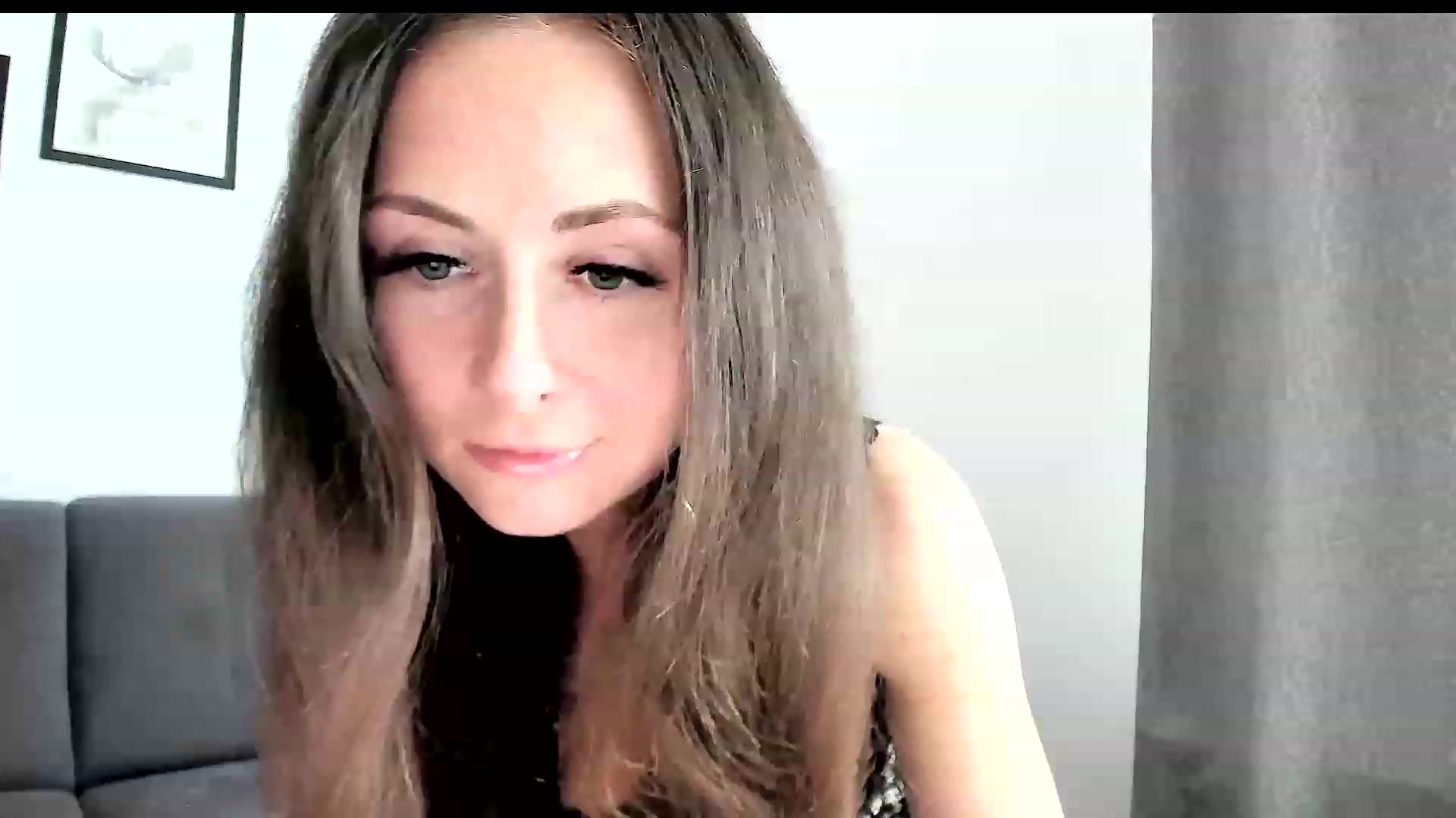 Gallery image thumbnail from Amber_Fry's myfreecams stream on, 08/01/2023, 12:51 image 1 of 20