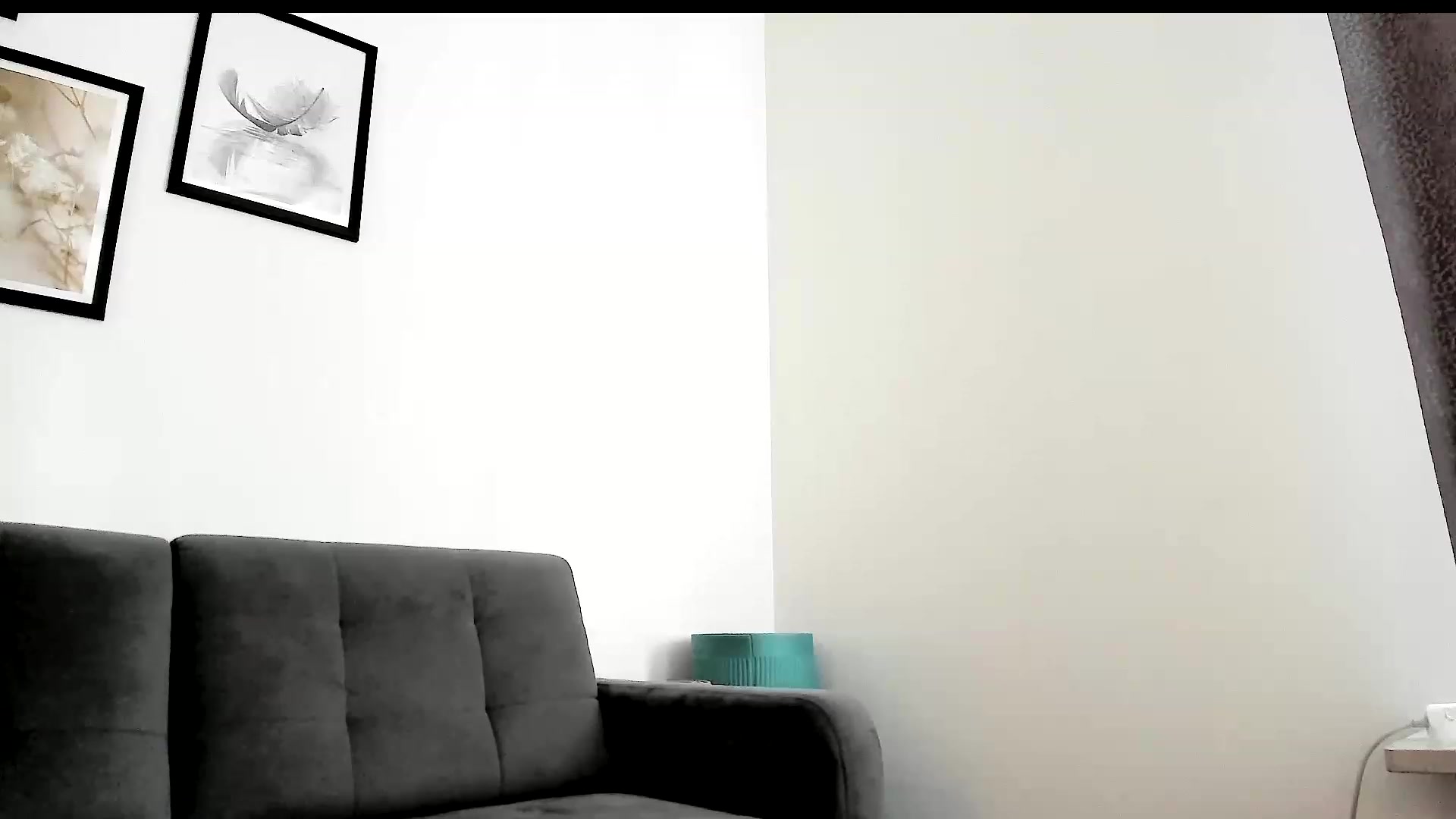 Gallery image thumbnail from Amber_Fry's myfreecams stream on, 08/03/2023, 15:48 image 2 of 20