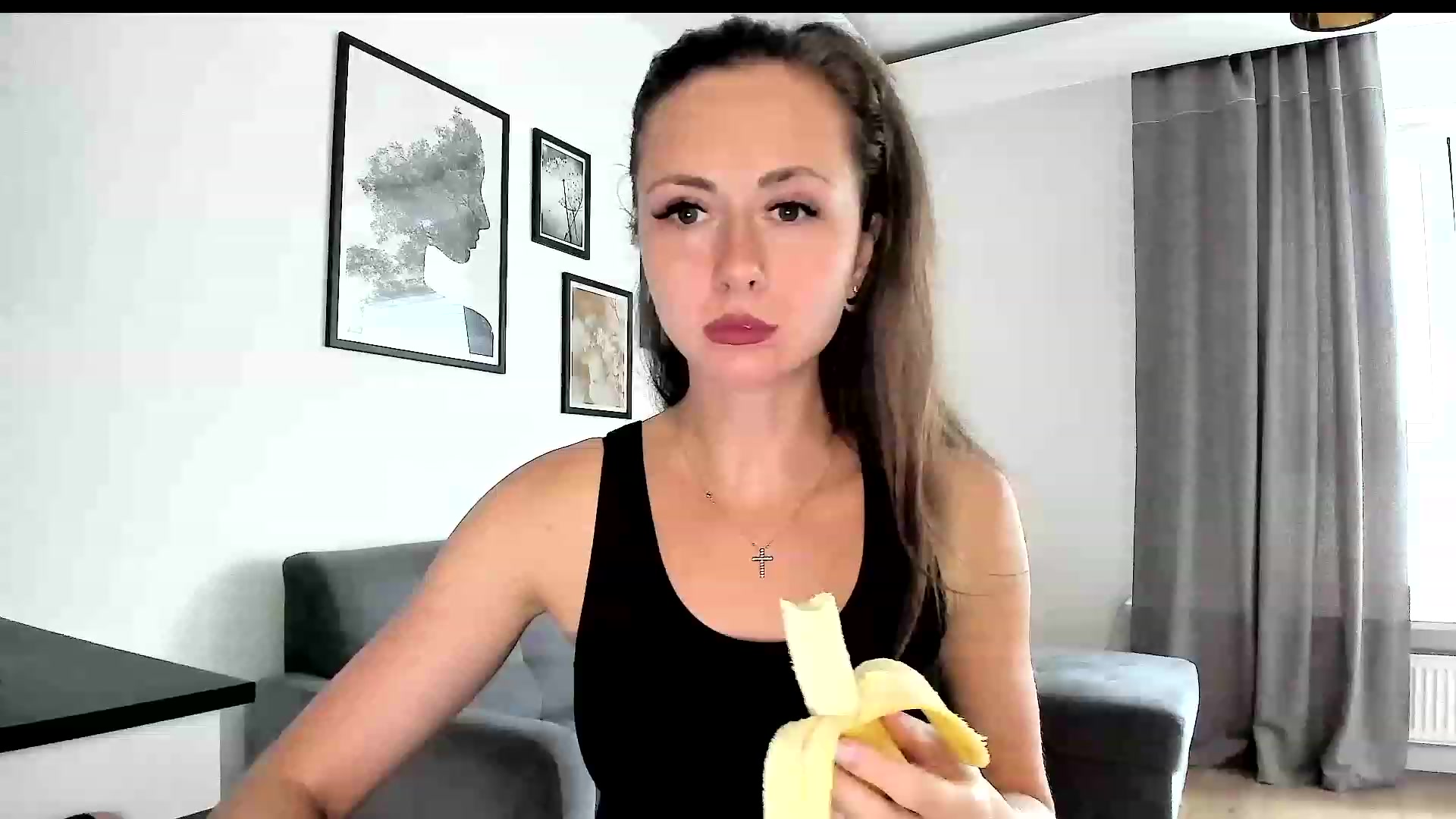 Gallery image thumbnail from Amber_Fry's myfreecams stream on, 08/05/2023, 13:52 image 13 of 20