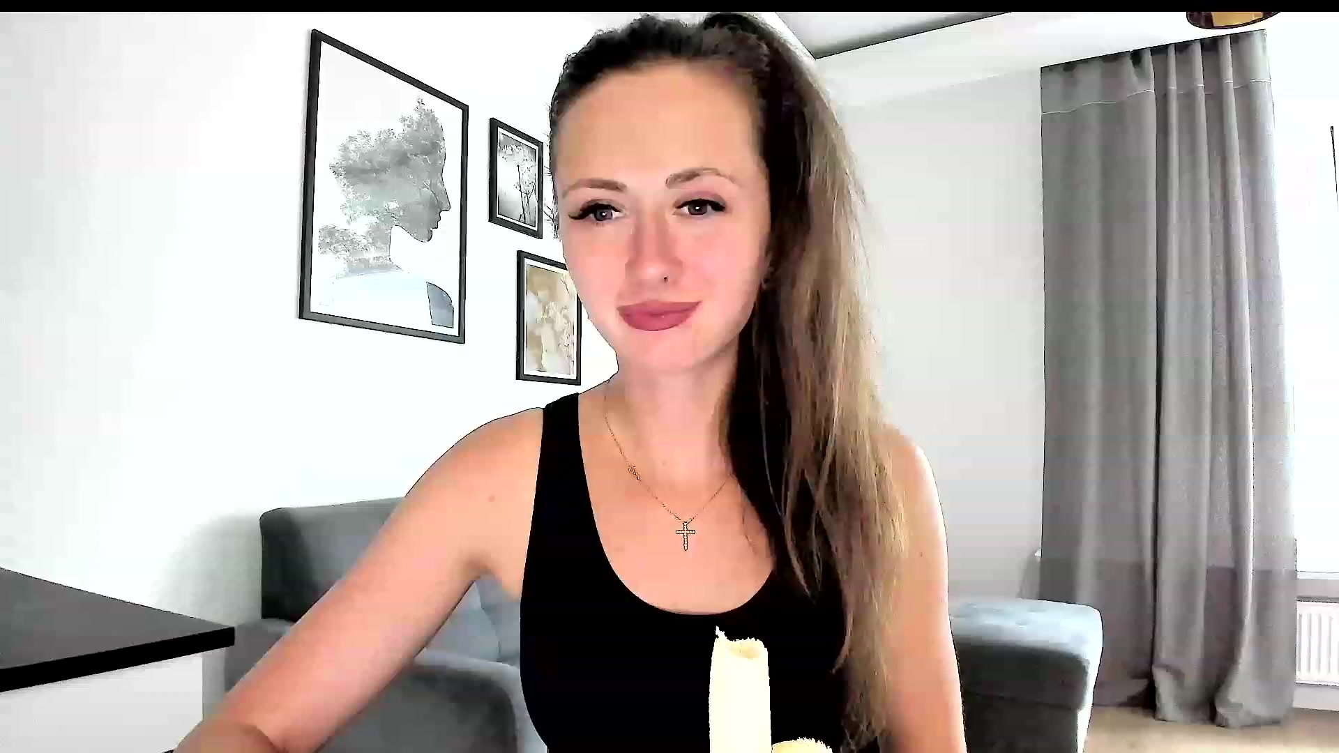 Gallery image thumbnail from Amber_Fry's myfreecams stream on, 08/05/2023, 13:52 image 16 of 20
