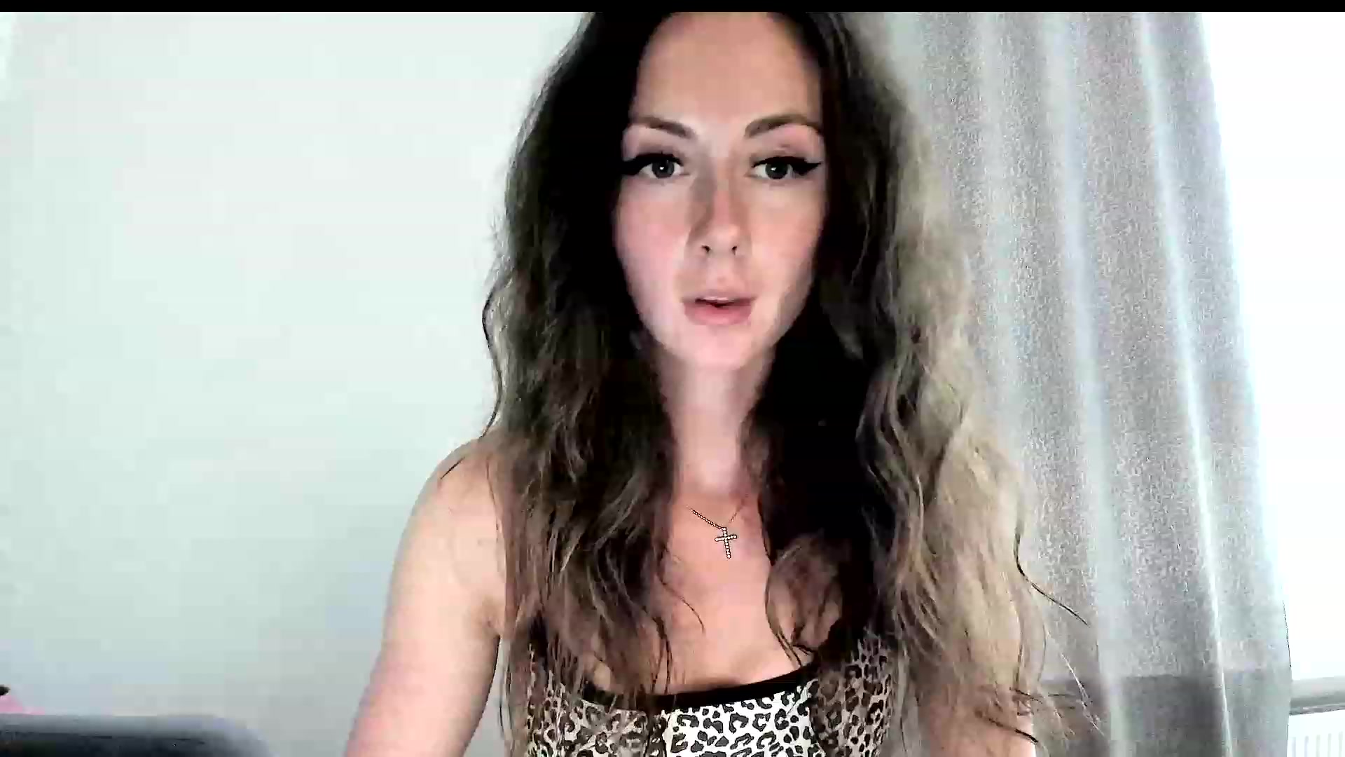 Gallery image thumbnail from Amber_Fry's myfreecams stream on, 08/07/2023, 14:51 image 8 of 20