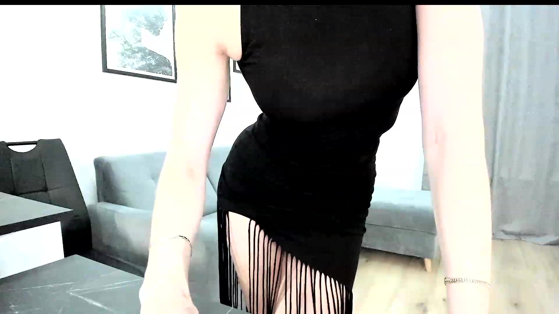 Gallery image thumbnail from Amber_Fry's myfreecams stream on, 08/10/2023, 18:57 image 16 of 20