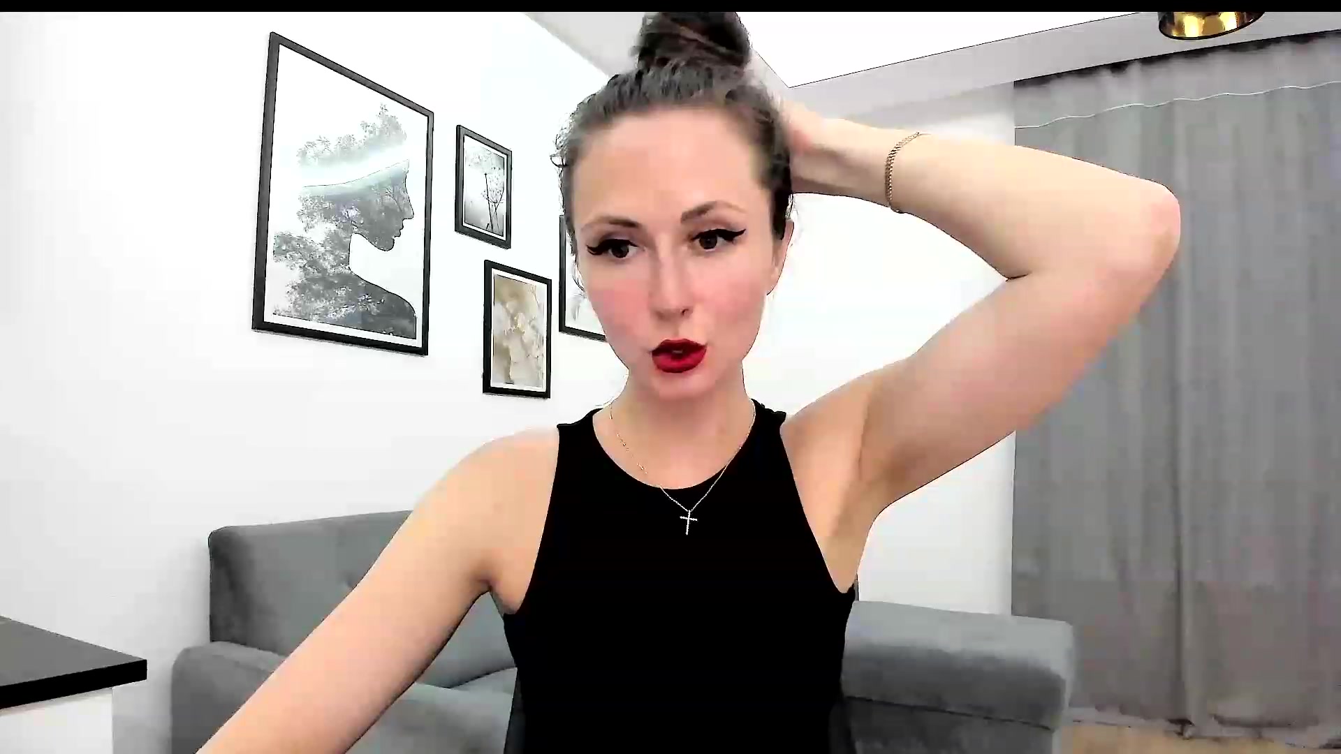 Gallery image thumbnail from Amber_Fry's myfreecams stream on, 08/10/2023, 18:57 image 12 of 20