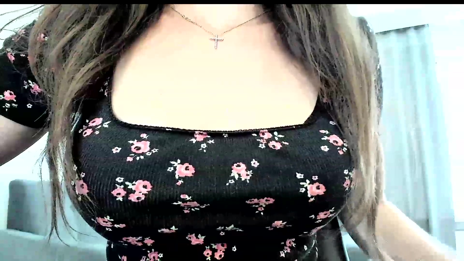 Gallery image thumbnail from Amber_Fry's myfreecams stream on, 08/17/2023, 17:54 image 3 of 20