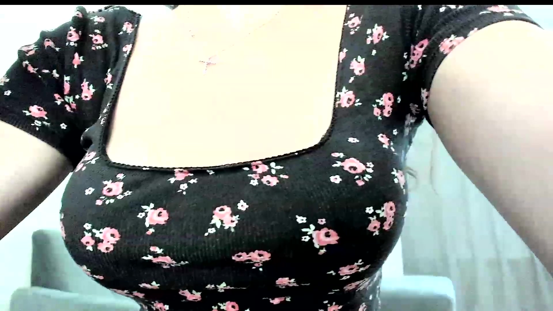 Gallery image thumbnail from Amber_Fry's myfreecams stream on, 08/17/2023, 17:54 image 15 of 20