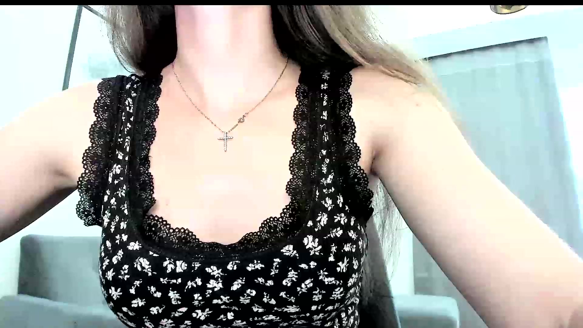 Gallery image thumbnail from Amber_Fry's myfreecams stream on, 08/21/2023, 18:06 image 14 of 20