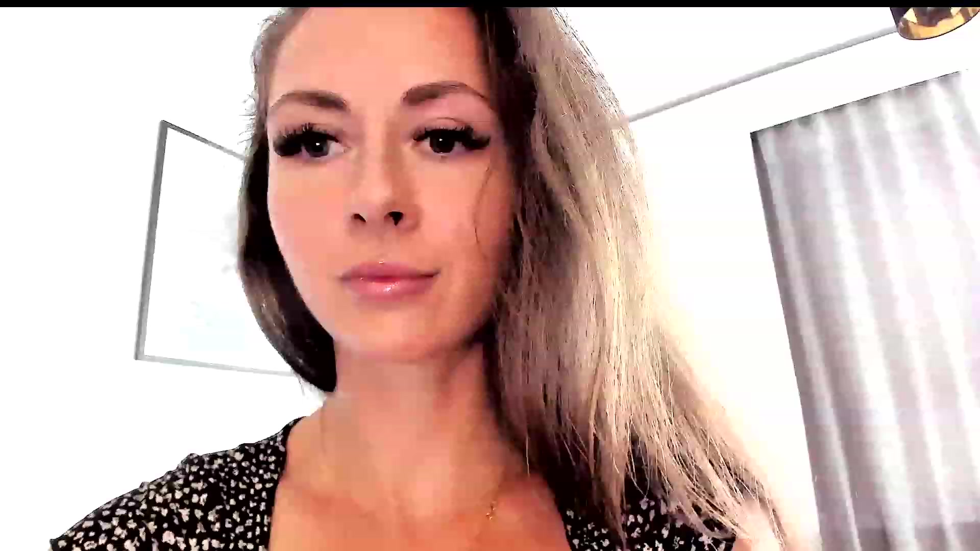 Gallery image thumbnail from Amber_Fry's myfreecams stream on, 09/08/2023, 13:58 image 2 of 20