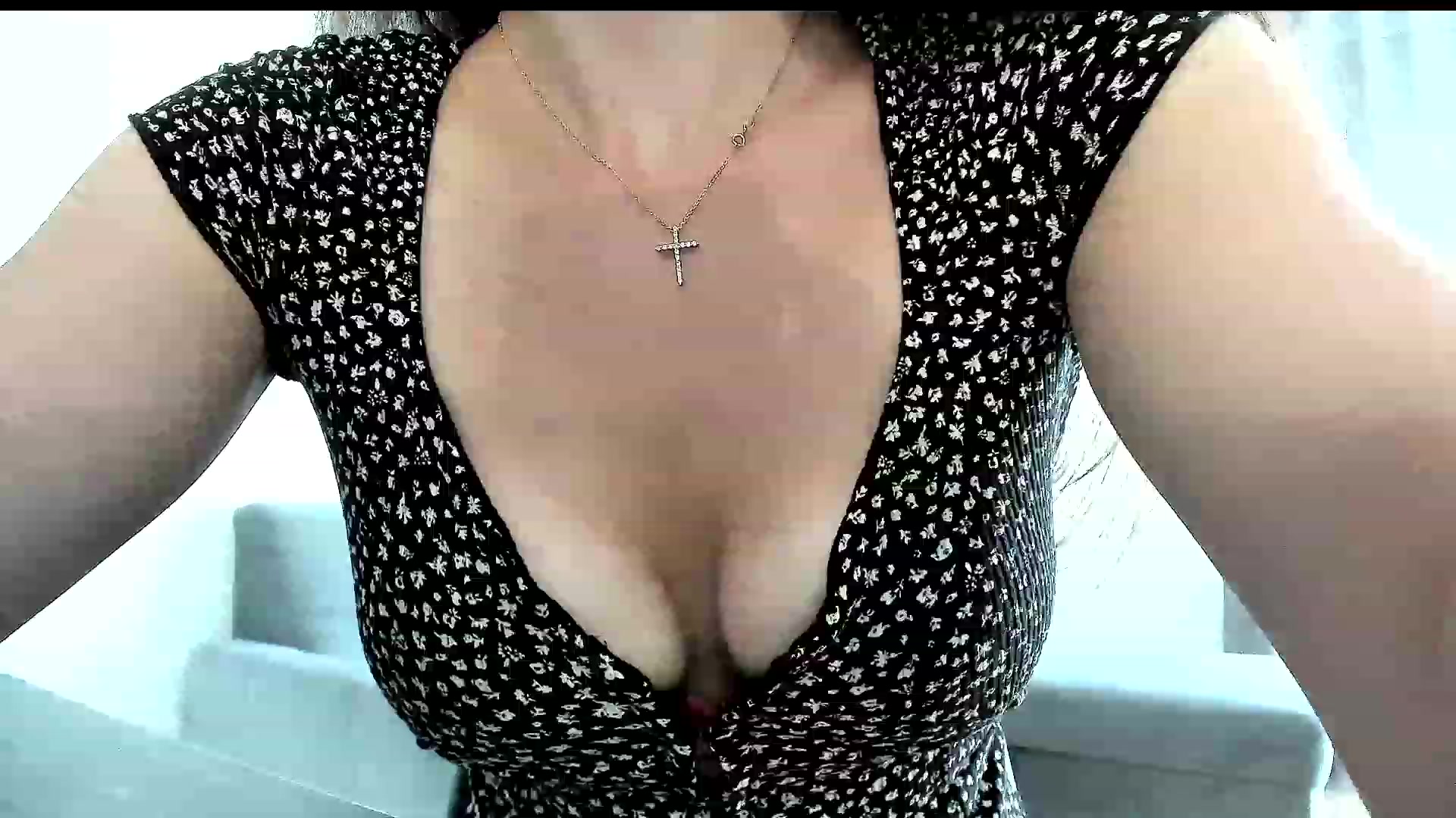 Gallery image thumbnail from Amber_Fry's myfreecams stream on, 09/08/2023, 13:58 image 10 of 20