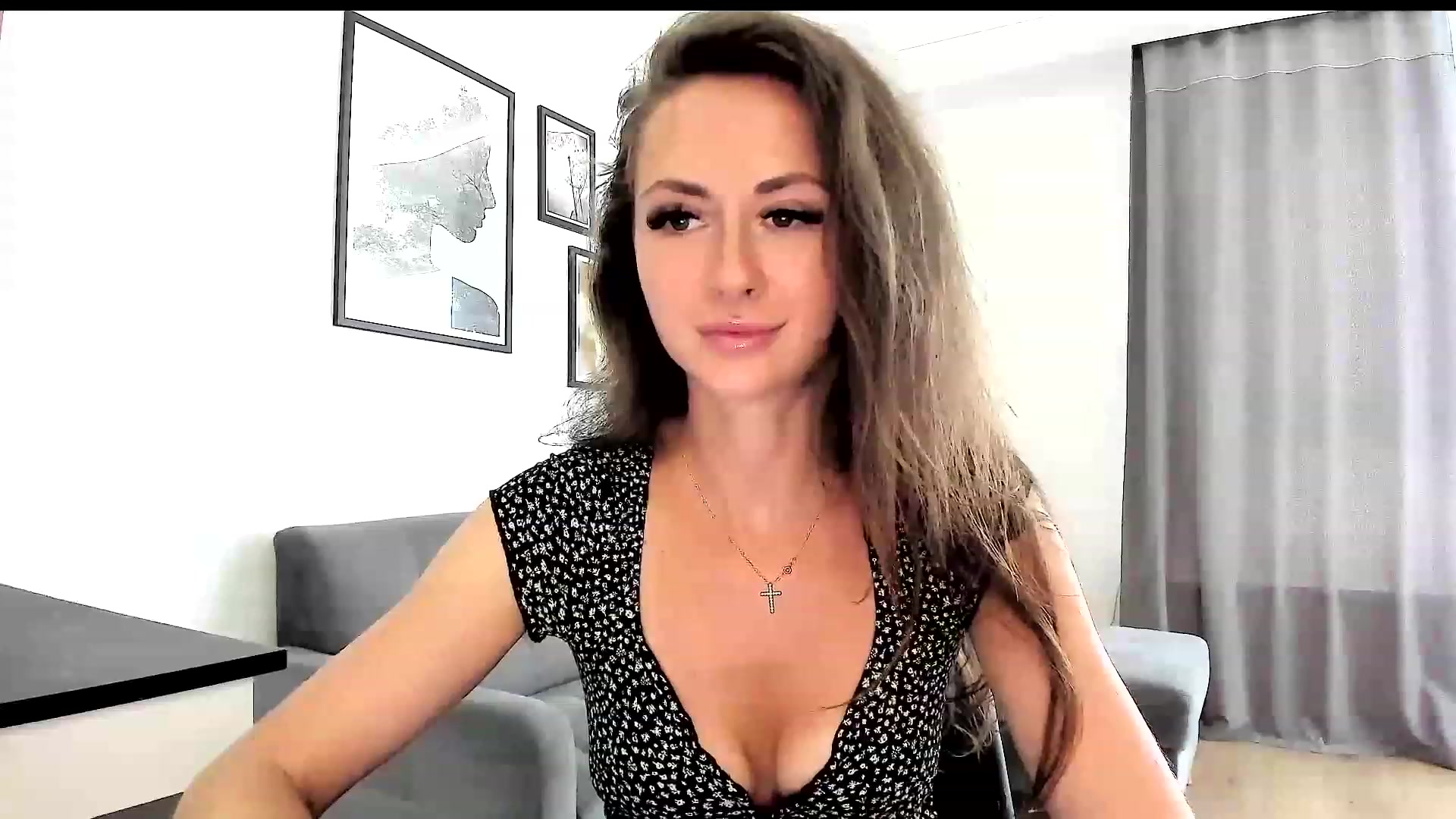 Gallery image thumbnail from Amber_Fry's myfreecams stream on, 09/08/2023, 15:28 image 13 of 20