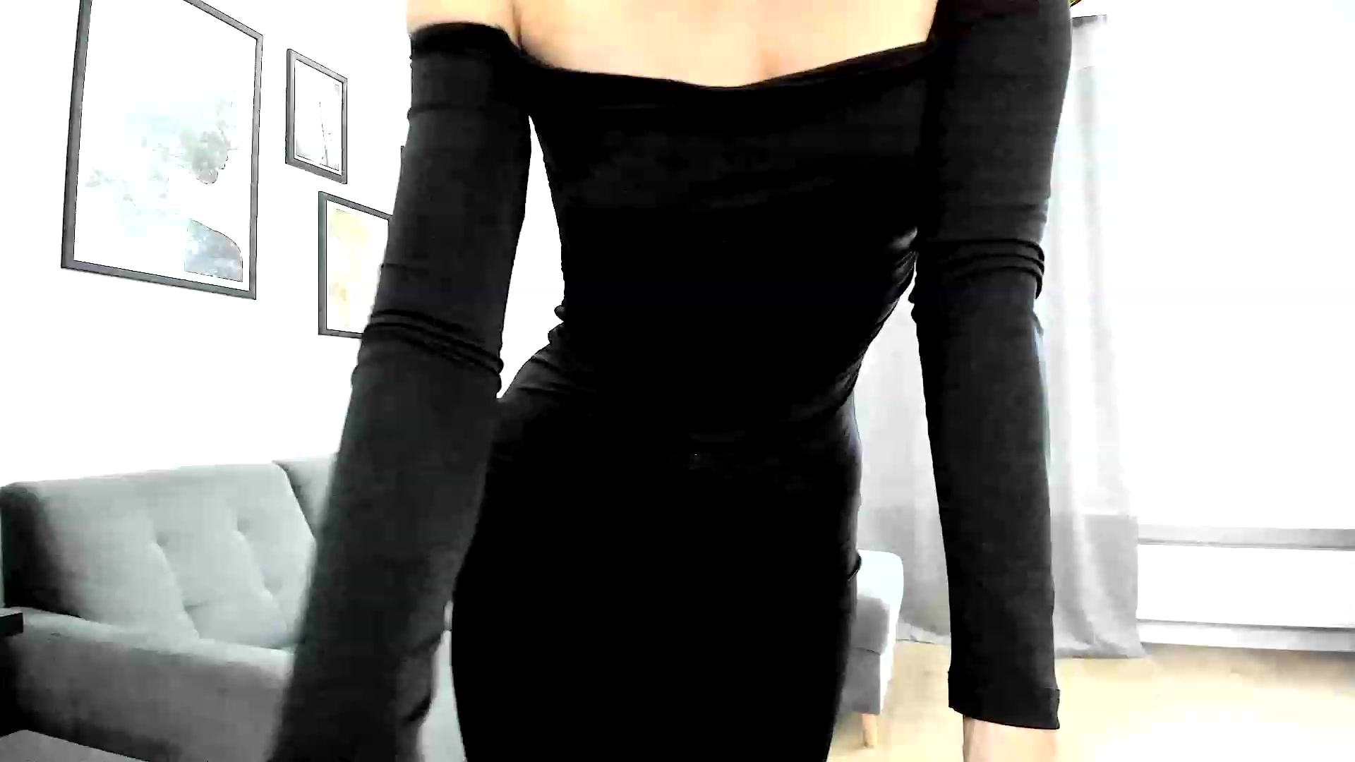 Gallery image thumbnail from Amber_Fry's myfreecams stream on, 10/02/2023, 17:09 image 4 of 20