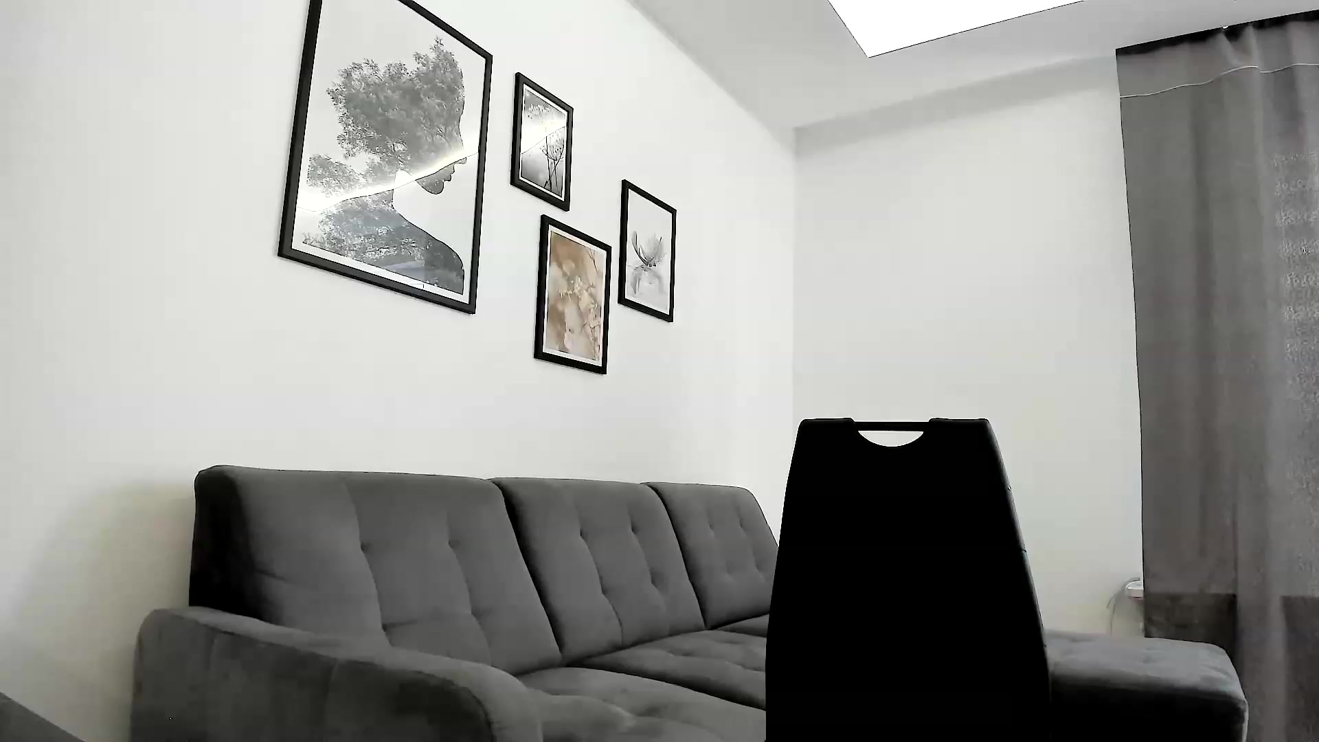 Gallery image thumbnail from Amber_Fry's myfreecams stream on, 10/10/2023, 15:21 image 3 of 20