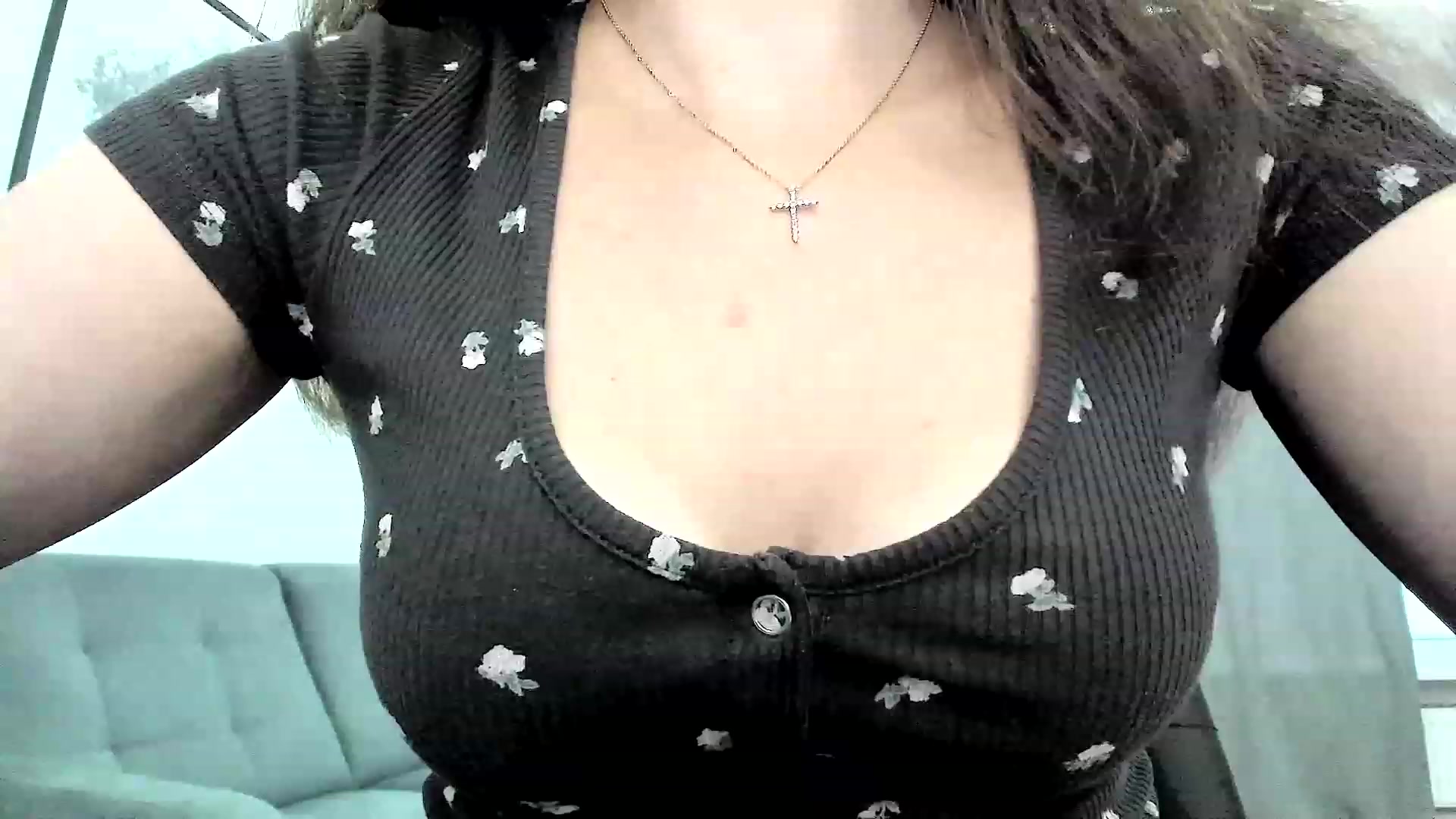 Gallery image thumbnail from Amber_Fry's myfreecams stream on, 10/10/2023, 16:06 image 13 of 20