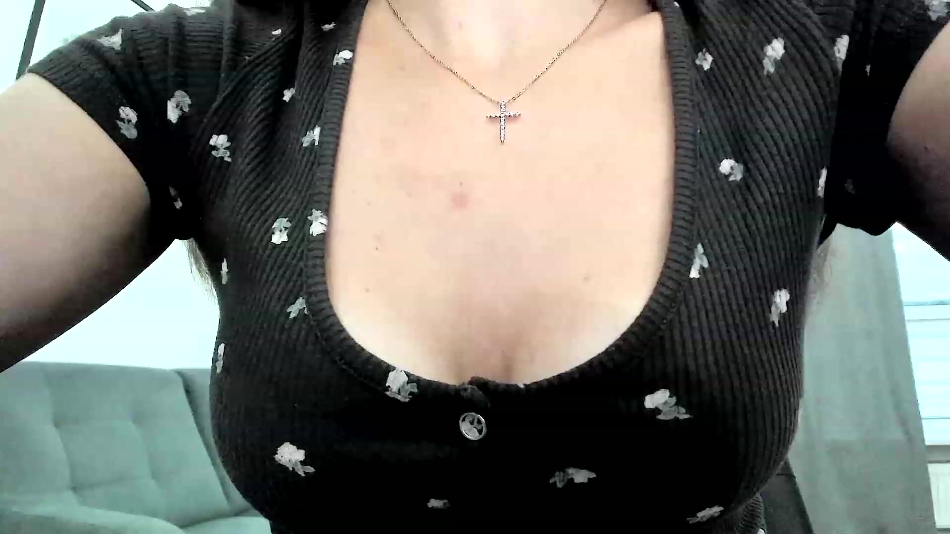 Gallery image thumbnail from Amber_Fry's myfreecams stream on, 10/10/2023, 16:06 image 15 of 20