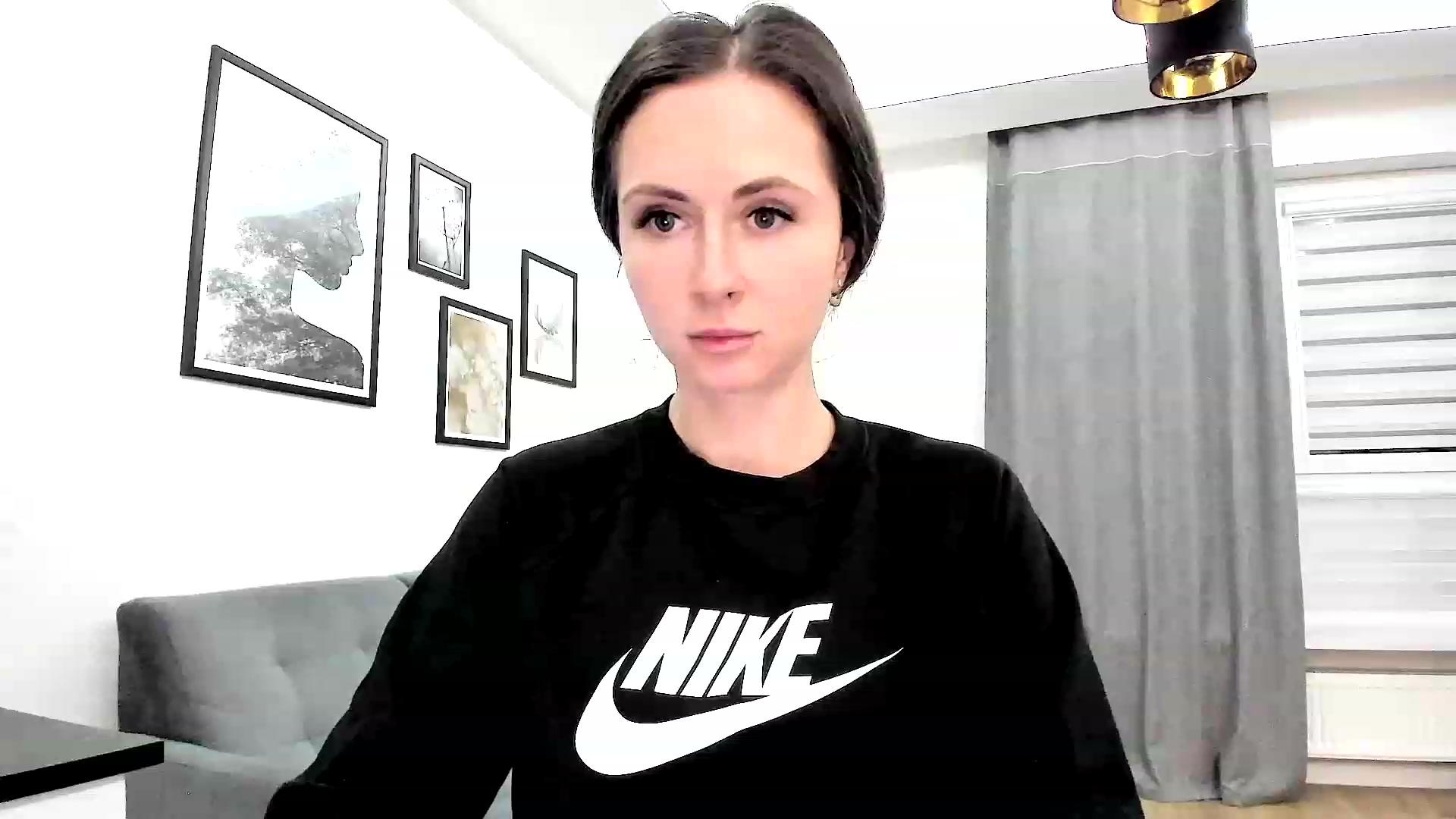 Gallery image thumbnail from Amber_Fry's myfreecams stream on, 10/16/2023, 18:12 image 5 of 20