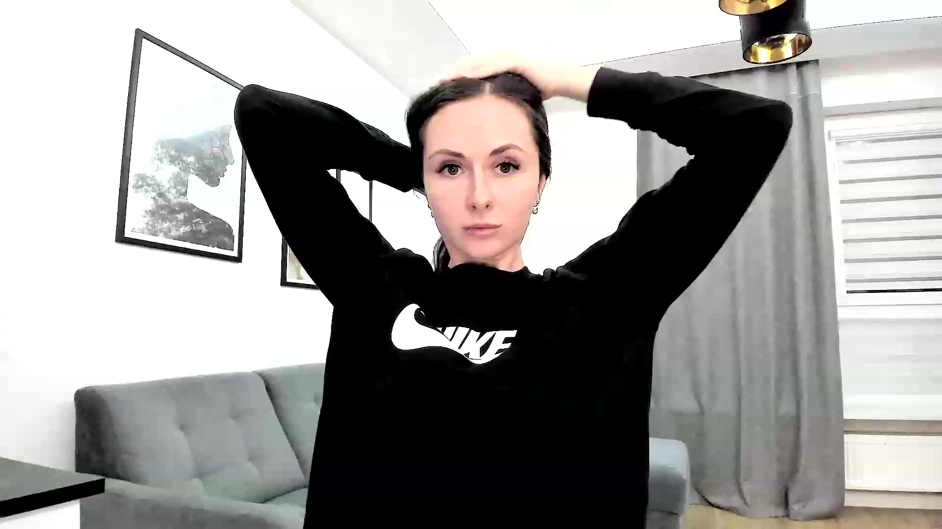 Gallery image thumbnail from Amber_Fry's myfreecams stream on, 10/16/2023, 18:12 image 7 of 20