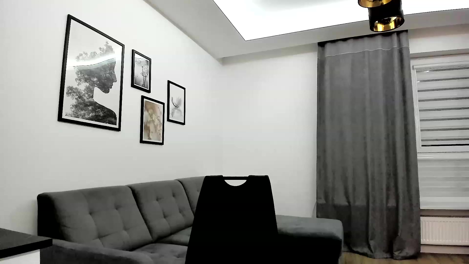 Gallery image thumbnail from Amber_Fry's myfreecams stream on, 10/16/2023, 18:12 image 3 of 20