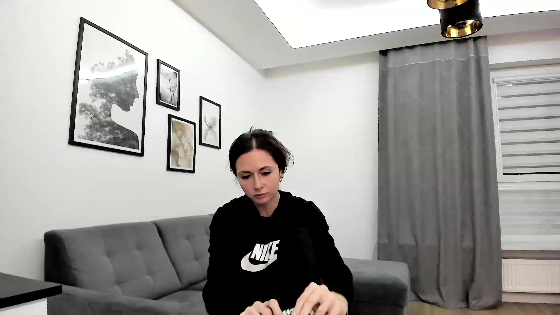 Gallery image thumbnail from Amber_Fry's myfreecams stream on, 10/16/2023, 18:12 image 4 of 20