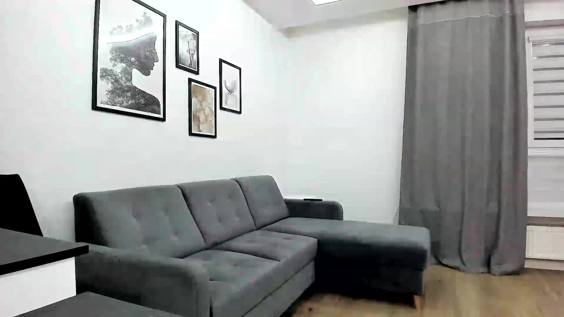Gallery image thumbnail from Amber_Fry's myfreecams stream on, 10/16/2023, 19:50 image 4 of 20