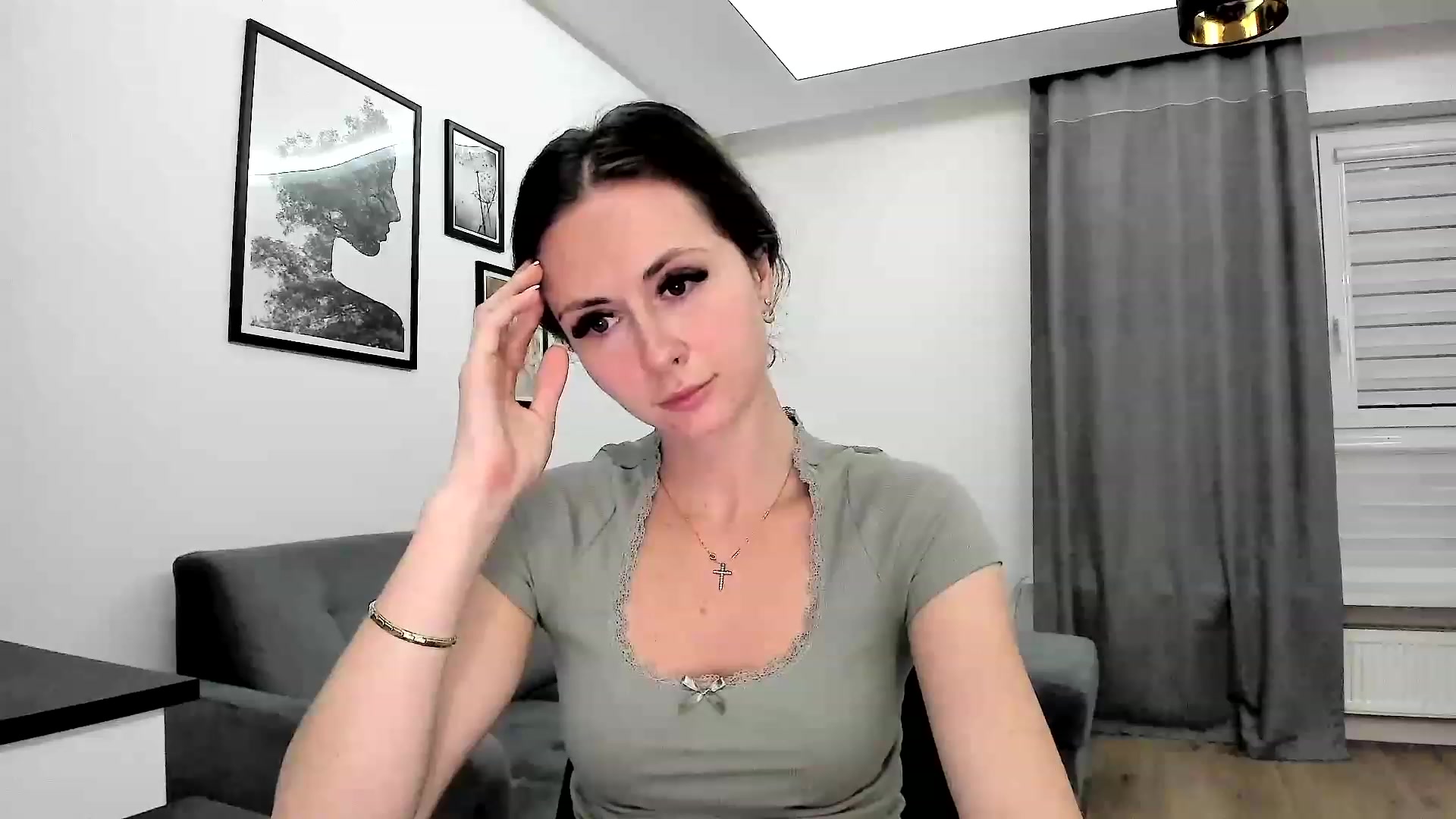 Gallery image thumbnail from Amber_Fry's myfreecams stream on, 10/19/2023, 18:15 image 20 of 20