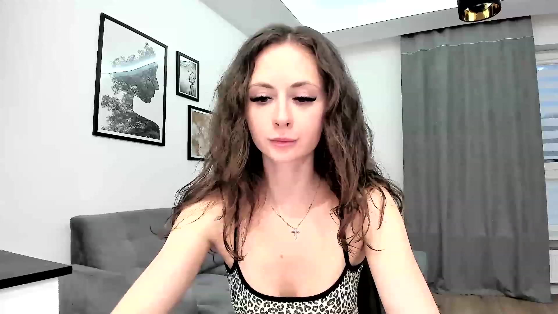 Gallery image thumbnail from Amber_Fry's myfreecams stream on, 10/21/2023, 16:18 image 4 of 20