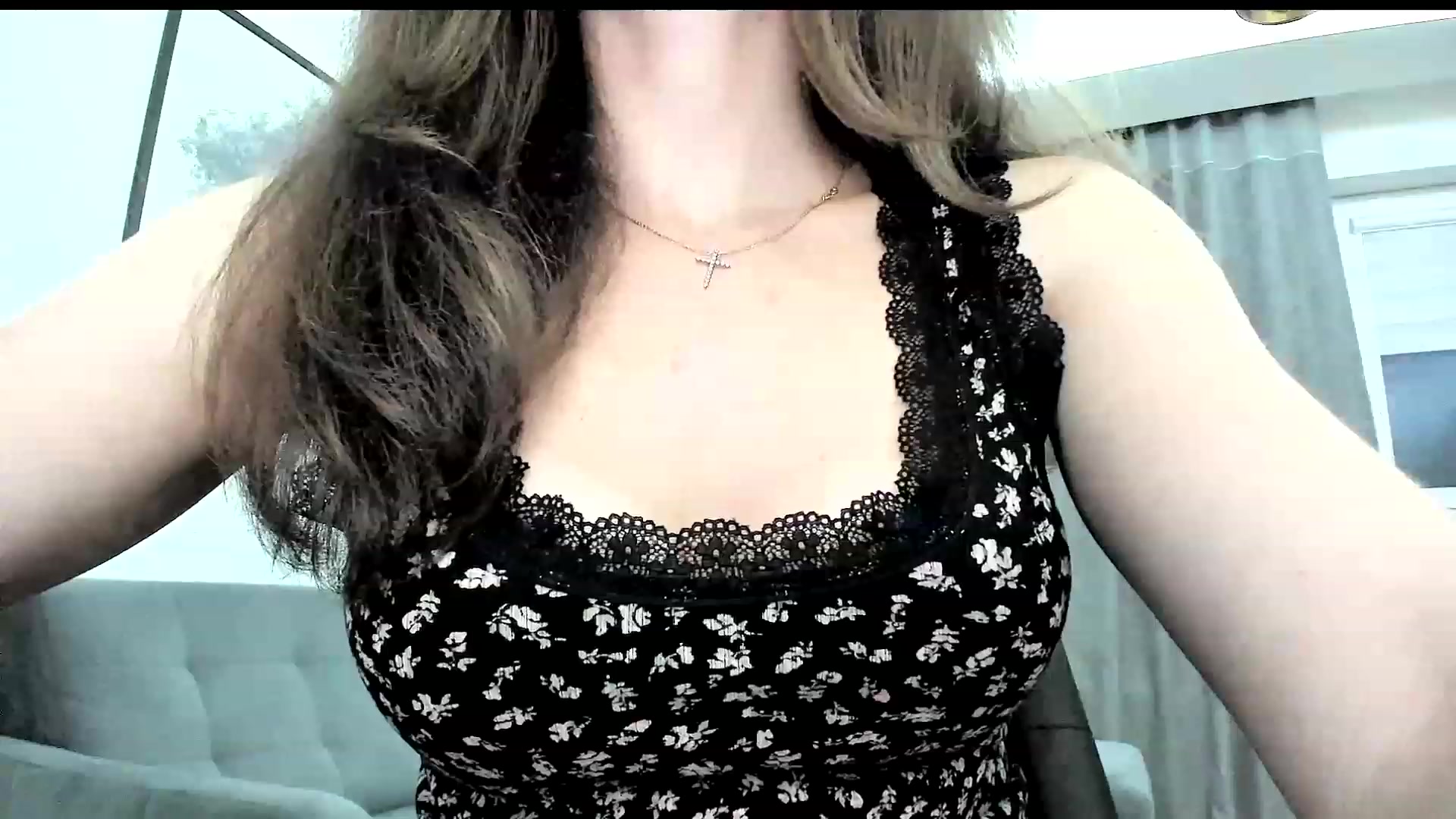 Gallery image thumbnail from Amber_Fry's myfreecams stream on, 11/06/2023, 15:53 image 13 of 20