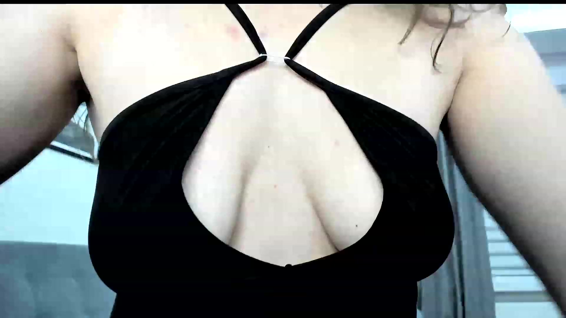 Gallery image thumbnail from Amber_Fry's myfreecams stream on, 11/08/2023, 18:35 image 18 of 20